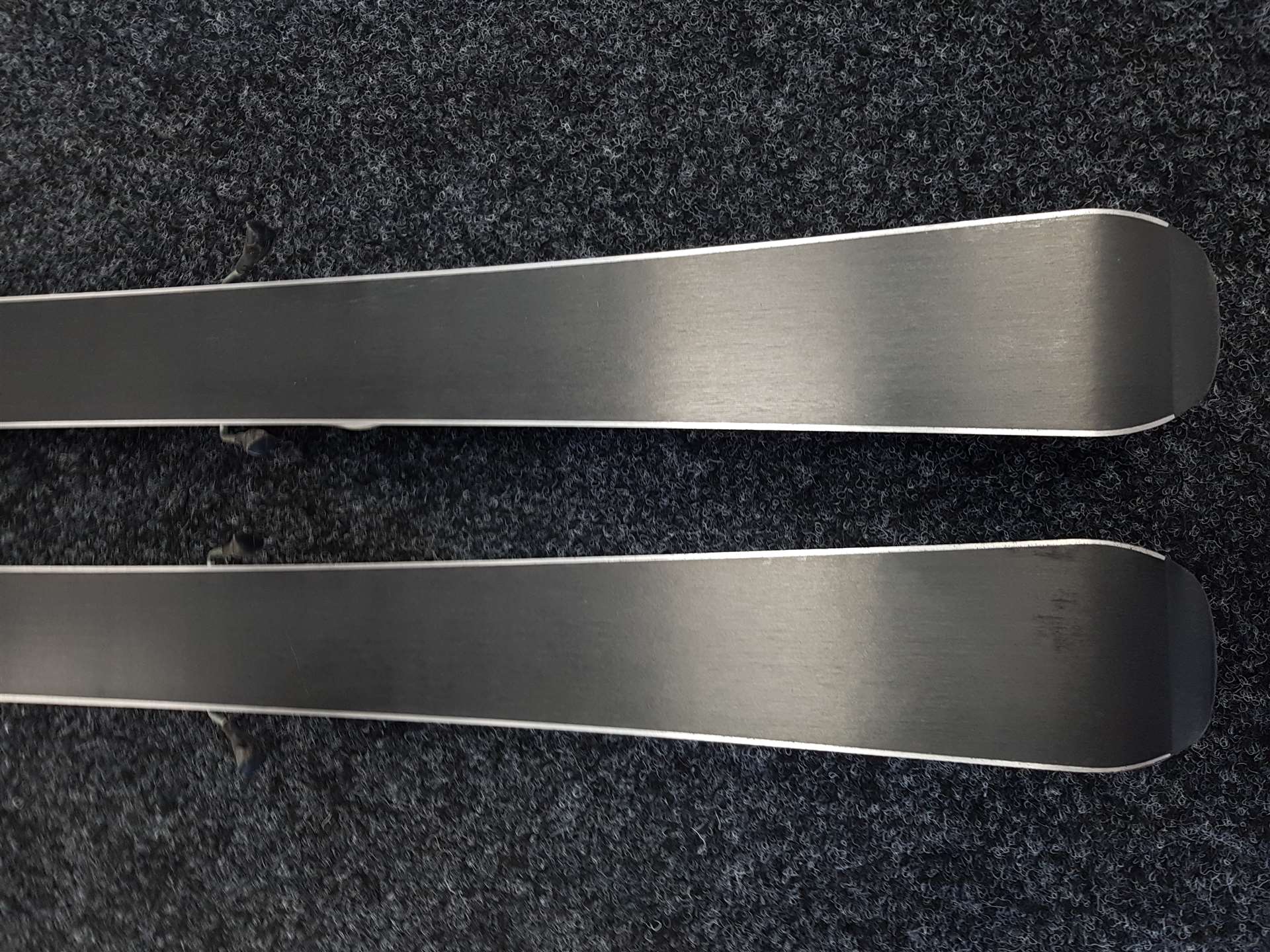 Použité lyže SNOXX  + viazanie Marker 4,5