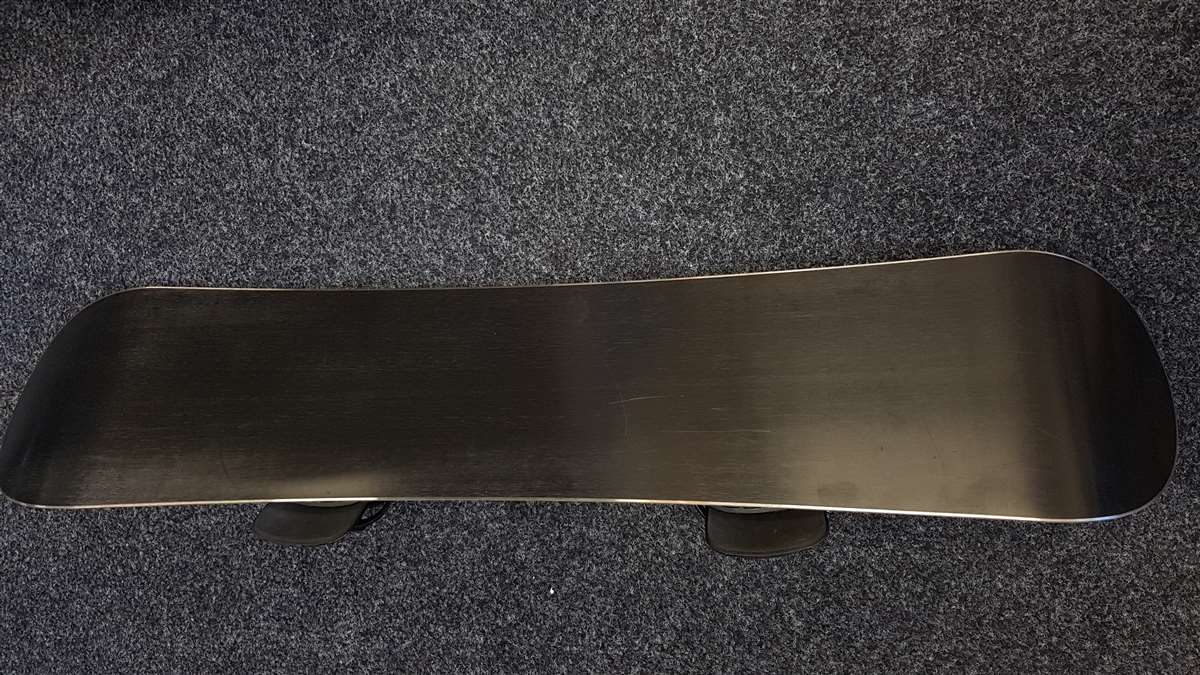 Bazárový snowboard Primero