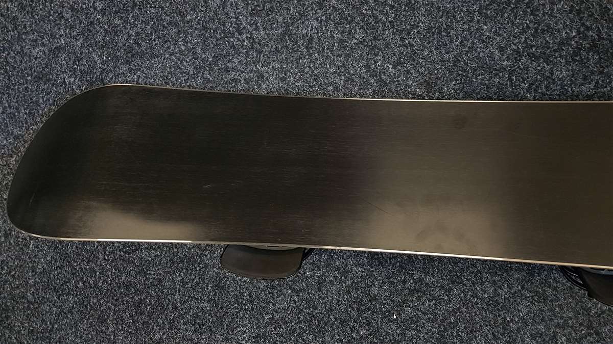 Bazárový snowboard Primero