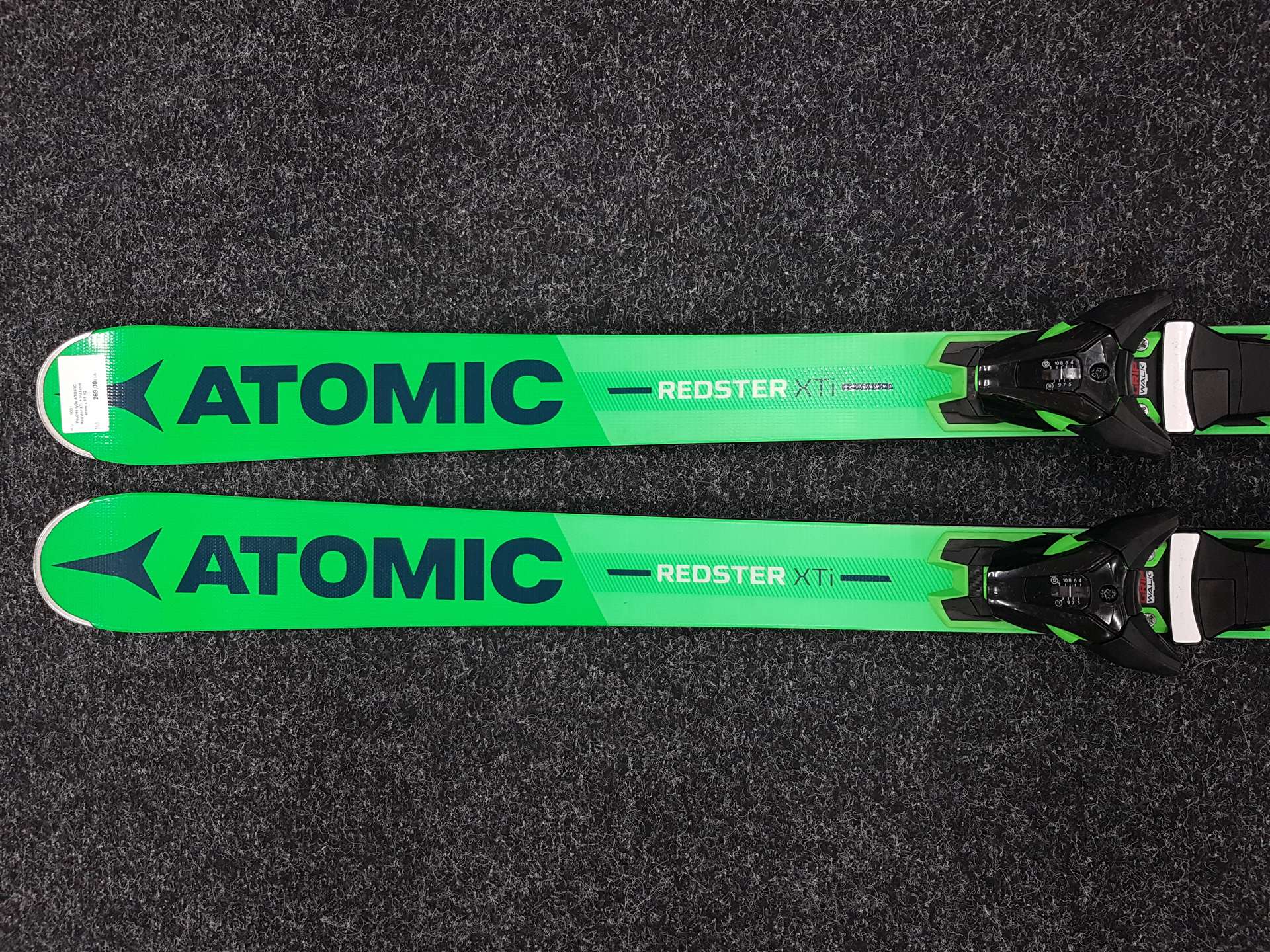 Použité lyže ATOMIC Redster XTi + viazanie Atomic FT 12