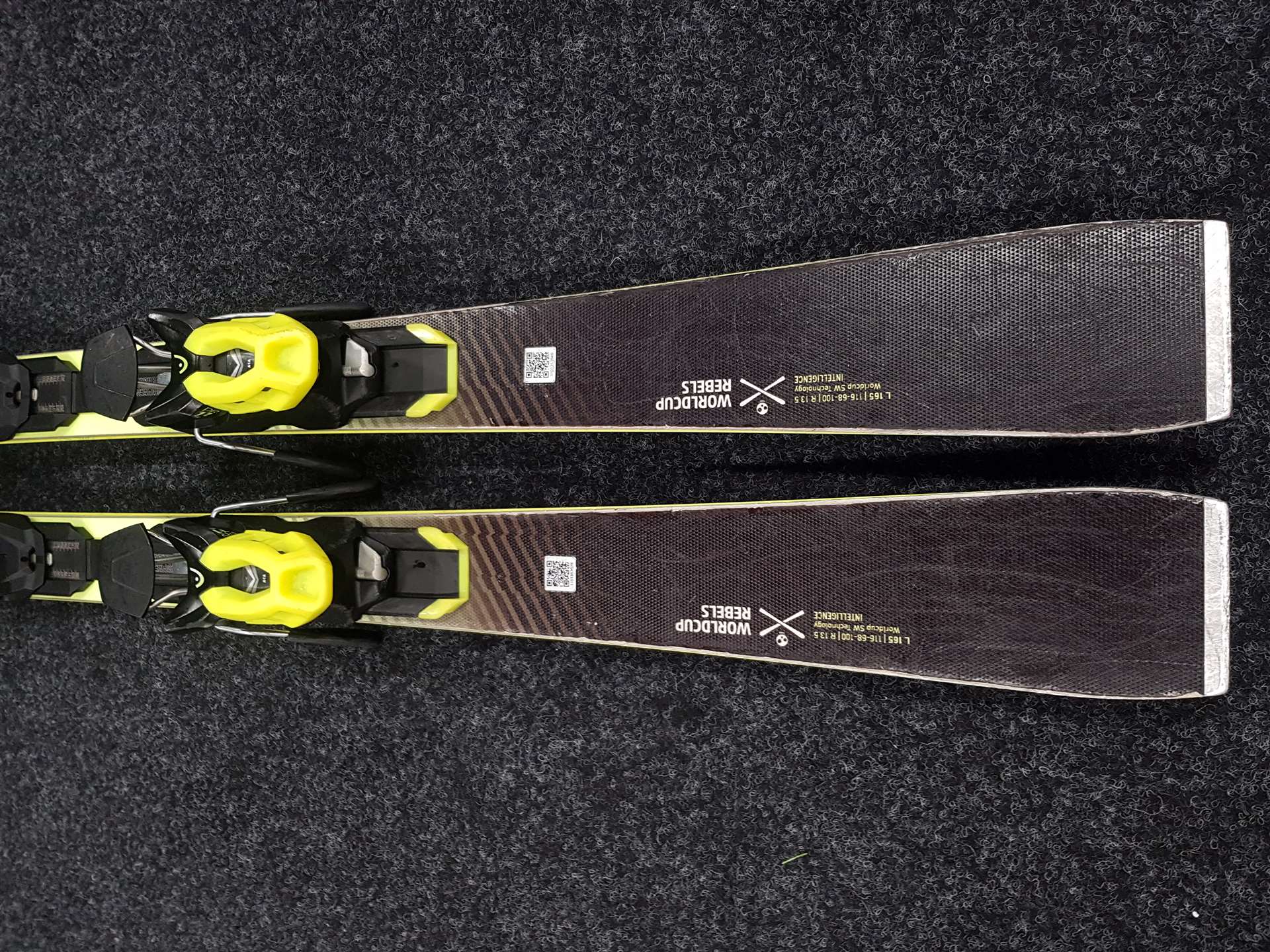 Použité lyže HEAD Worldcup Rebels i.GSR + viazanie Head PR 11