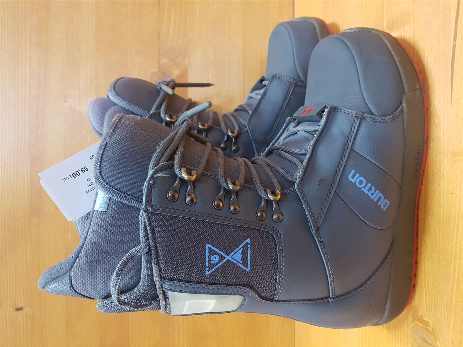 Použité snowboardové topánky BURTON Progression W