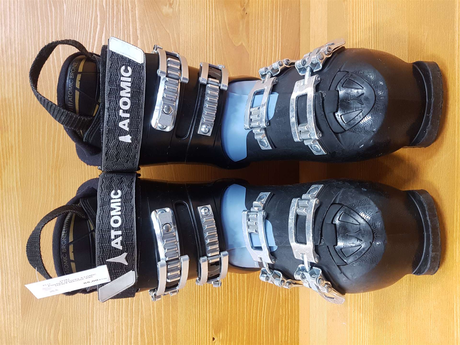 Použité lyžiarky ATOMIC HAWX MAGNA R85