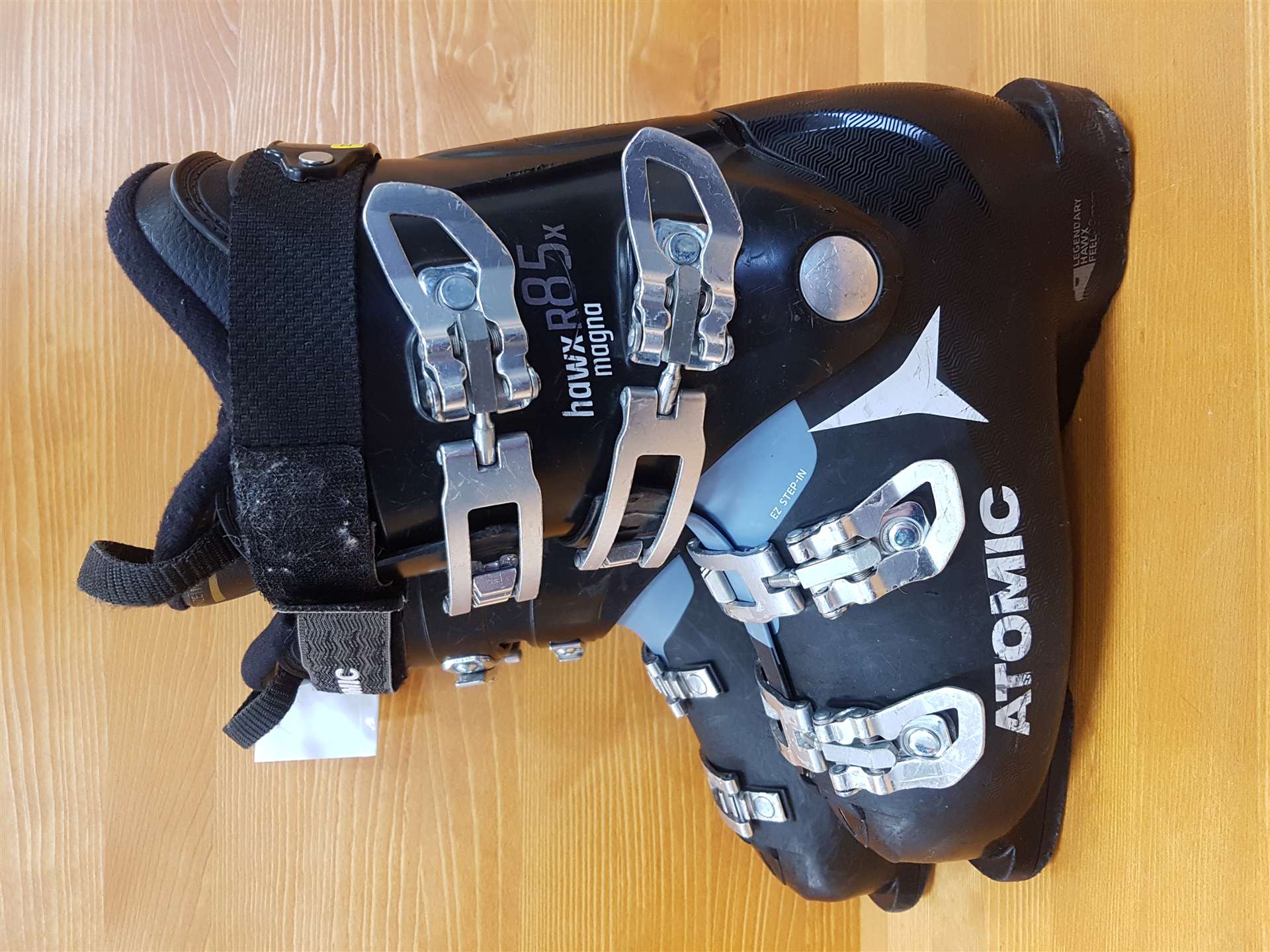 Použité lyžiarky ATOMIC HAWX MAGNA R85