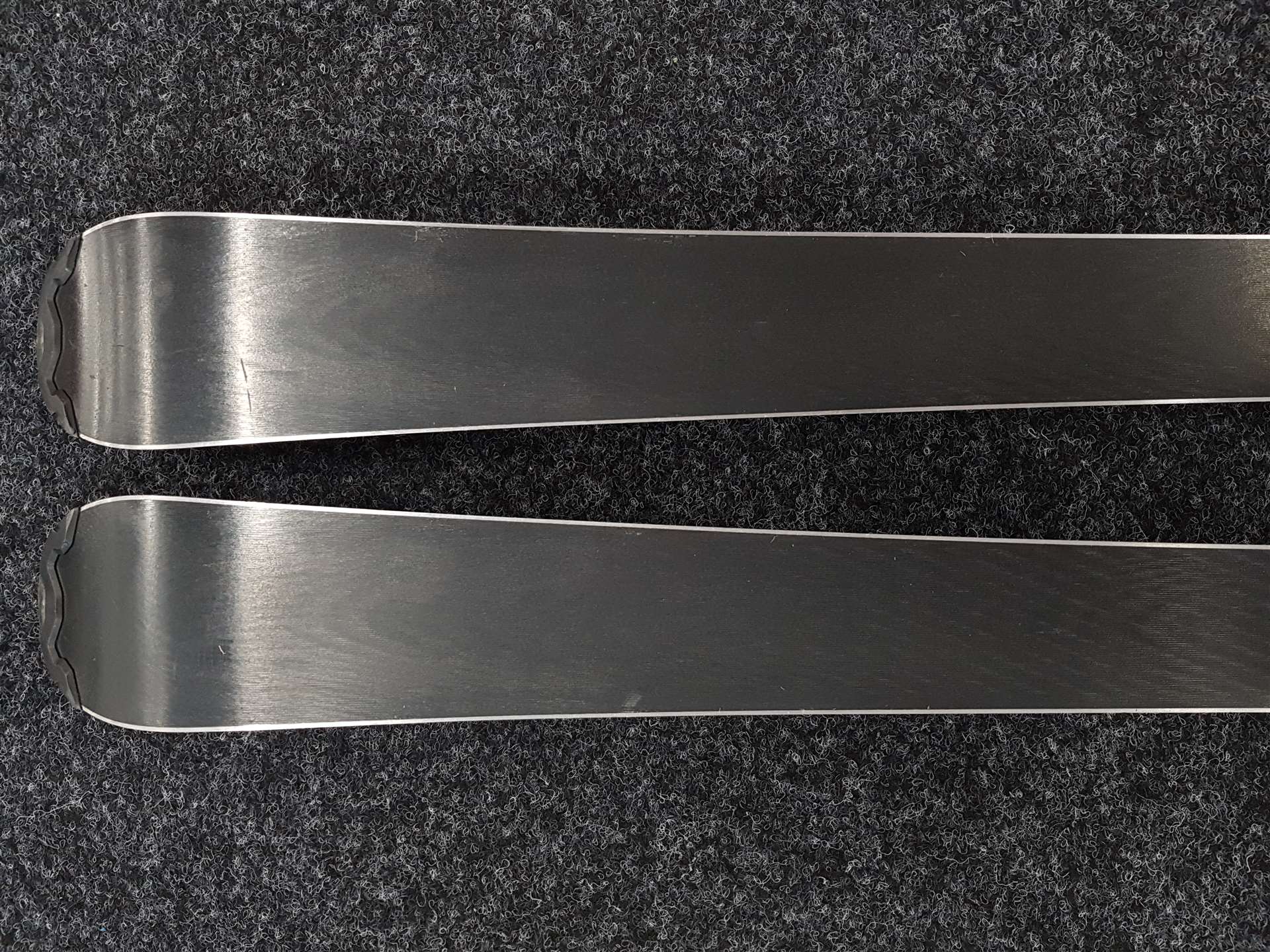 Použité lyže HEAD Super Shape + viazanie Tyrolia SLR 7.5