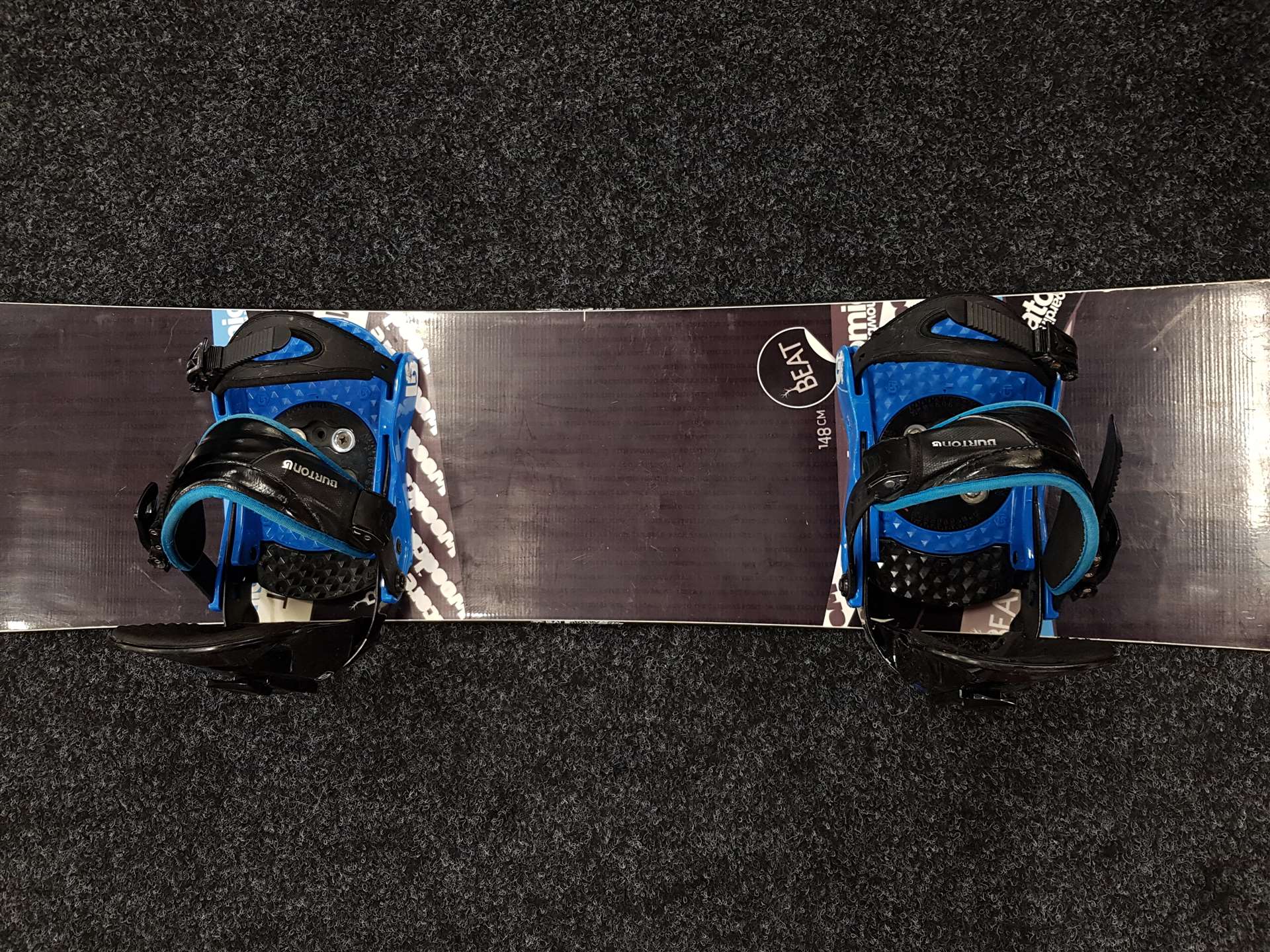 Použitý snowboard ATOMIC Beat + viazanie Burton veľkosť S