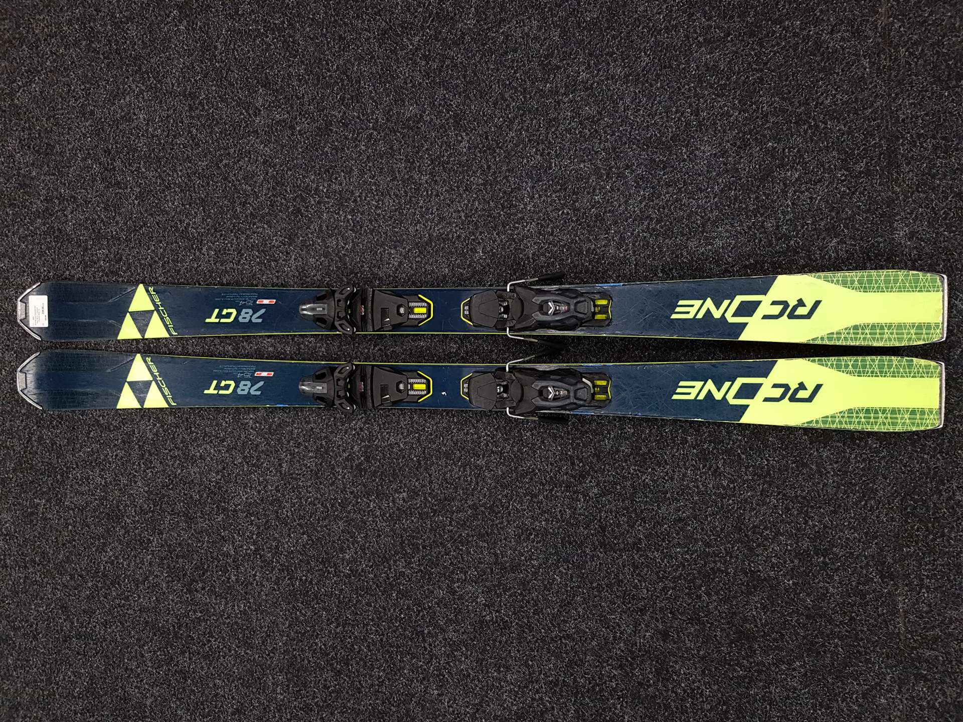 Použité lyže FISCHER RC One 78 GT + viazanie Fischer RSW 10