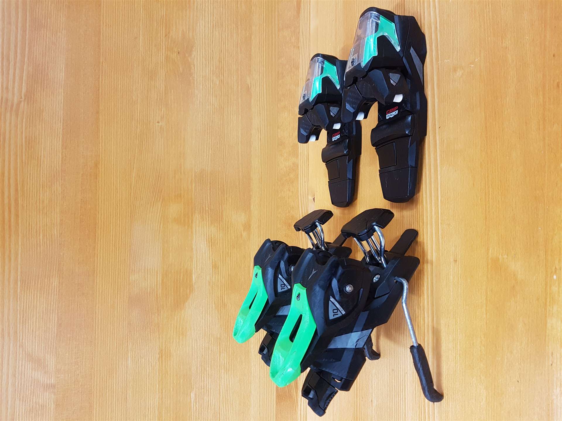 Použité viazanie Atomic M Ten 10 (DIN10)