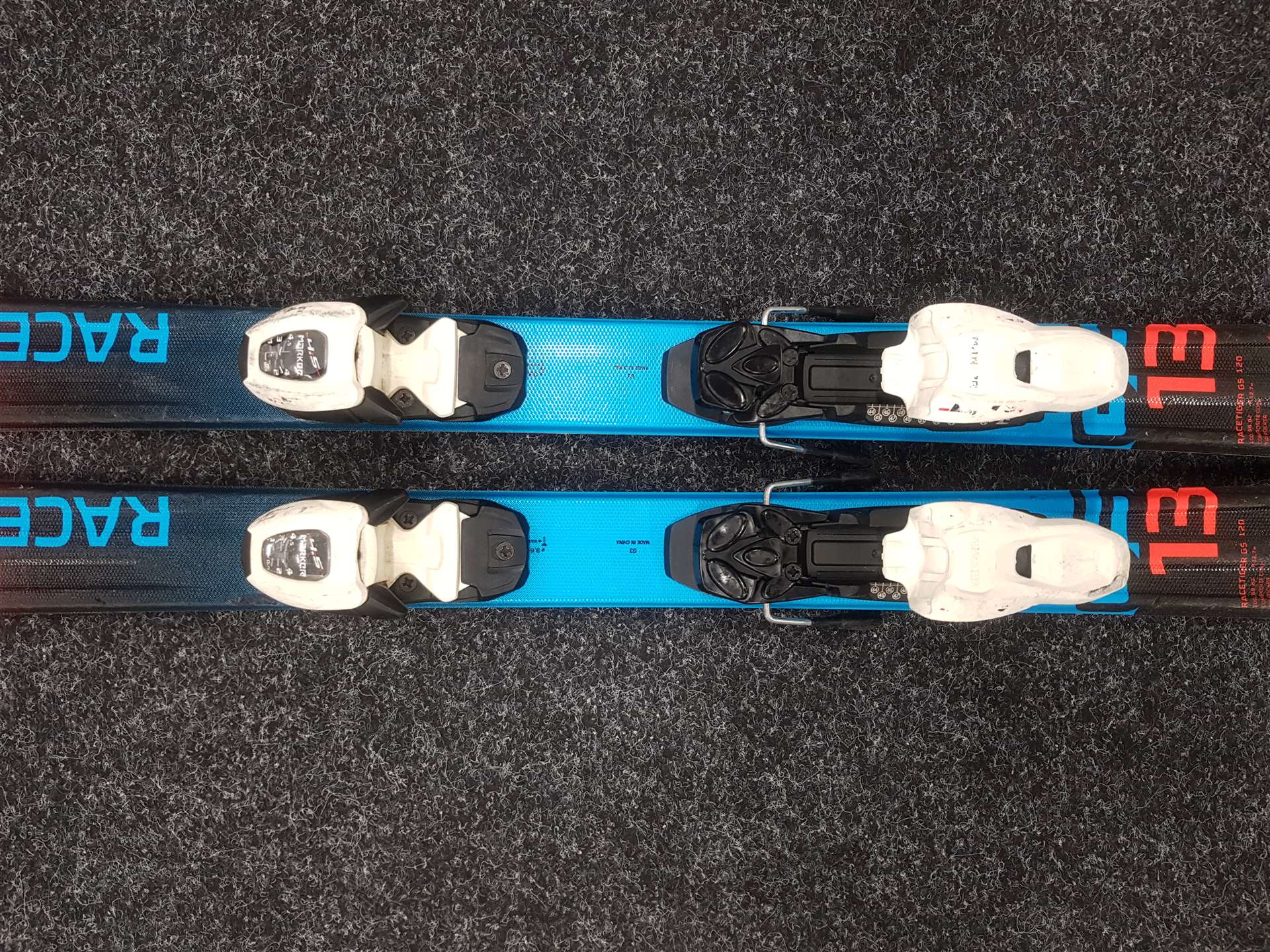 Použité lyže VOLKL Racetiger GS 13 + viazanie Marker 4,5