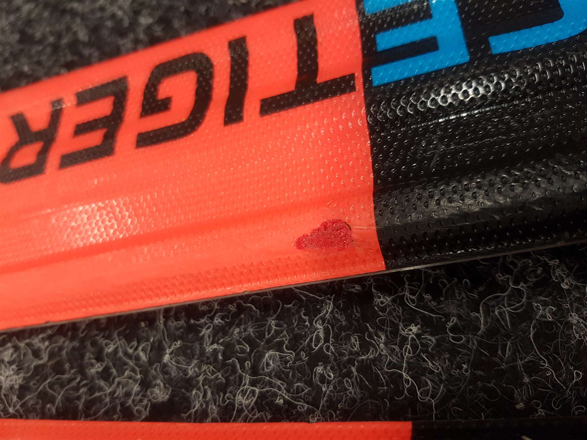 Použité lyže VOLKL Racetiger GS 13 + viazanie Marker 4,5