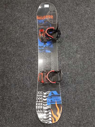 Použitý snowboard SALOMON Sleep Walker + viazanie Salomon veľkosť M