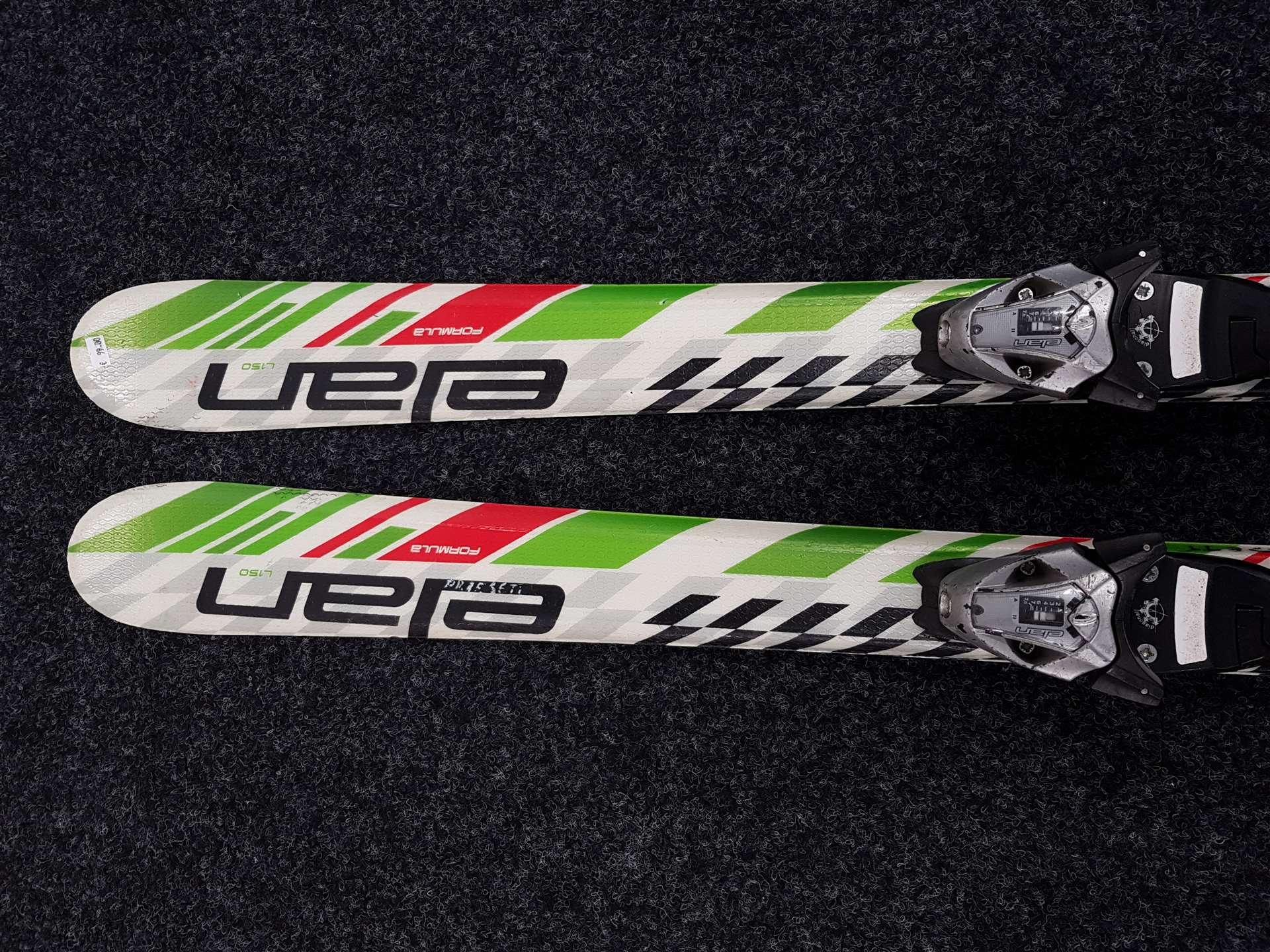 Použité lyže ELAN Formula  + viazanie Elan EL 7.5