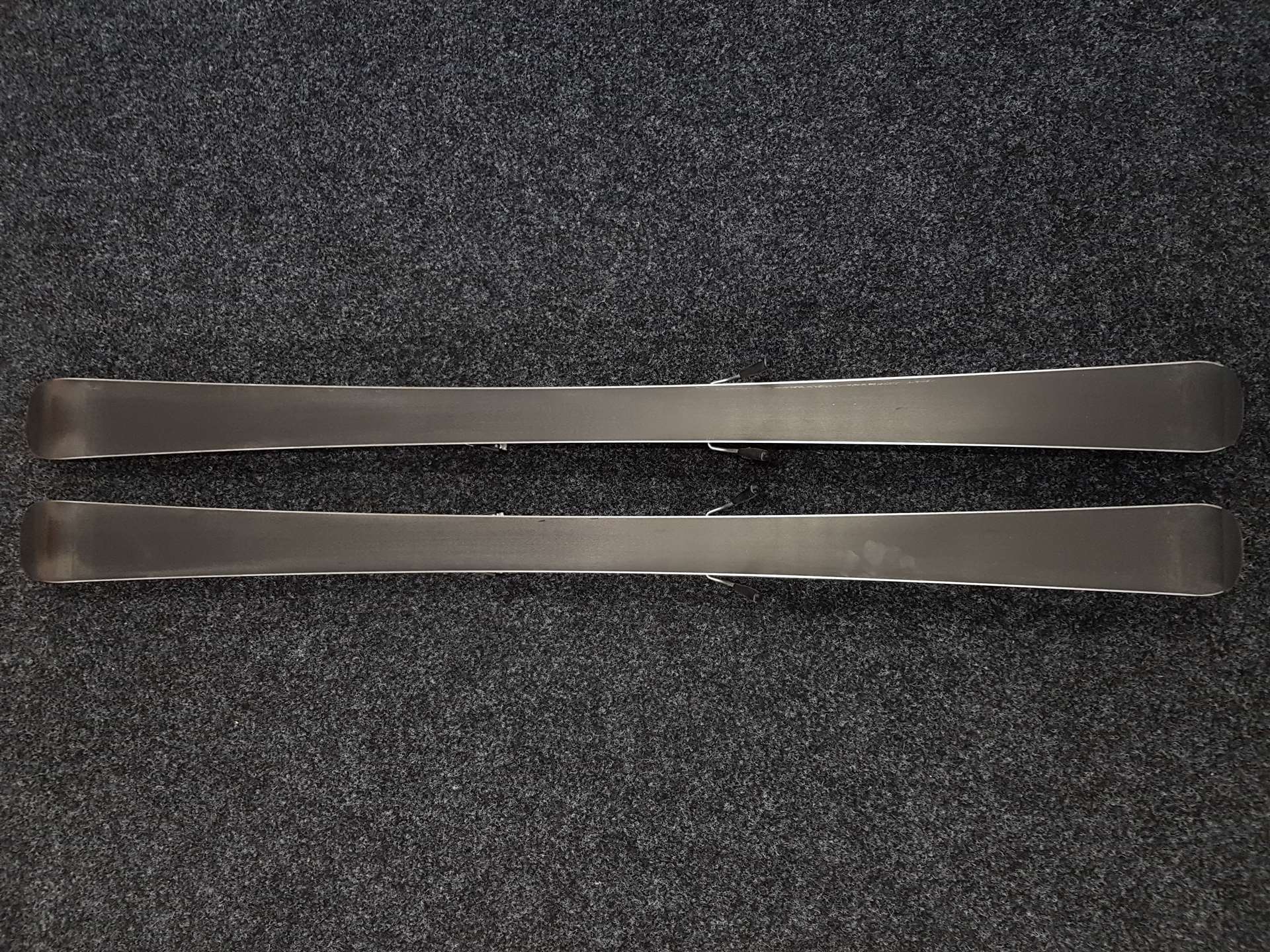 Použité lyže ELAN Formula  + viazanie Elan EL 7.5