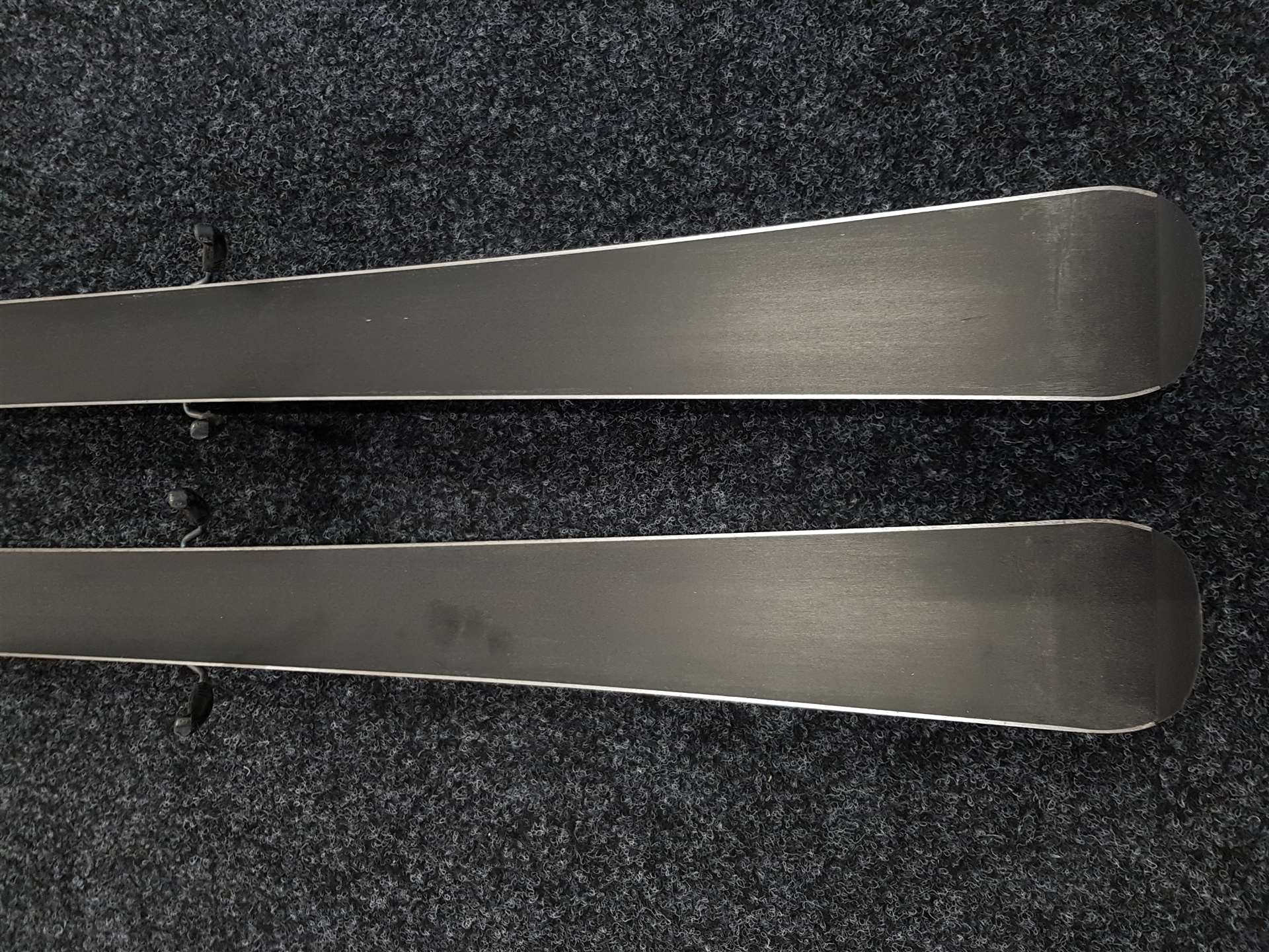 Použité lyže ELAN Formula  + viazanie Elan EL 7.5