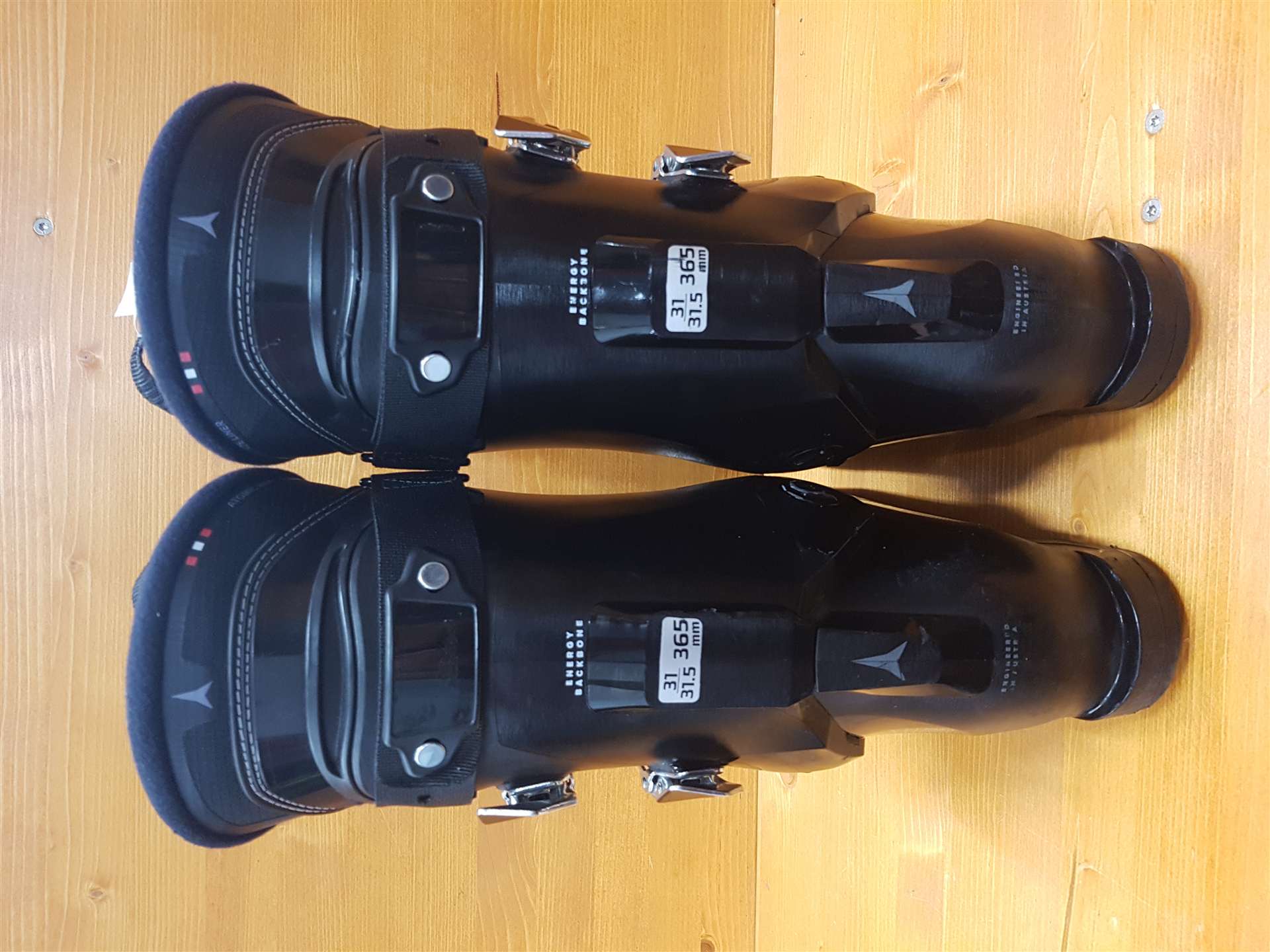 Použité lyžiarky ATOMIC Hawx Prime R100