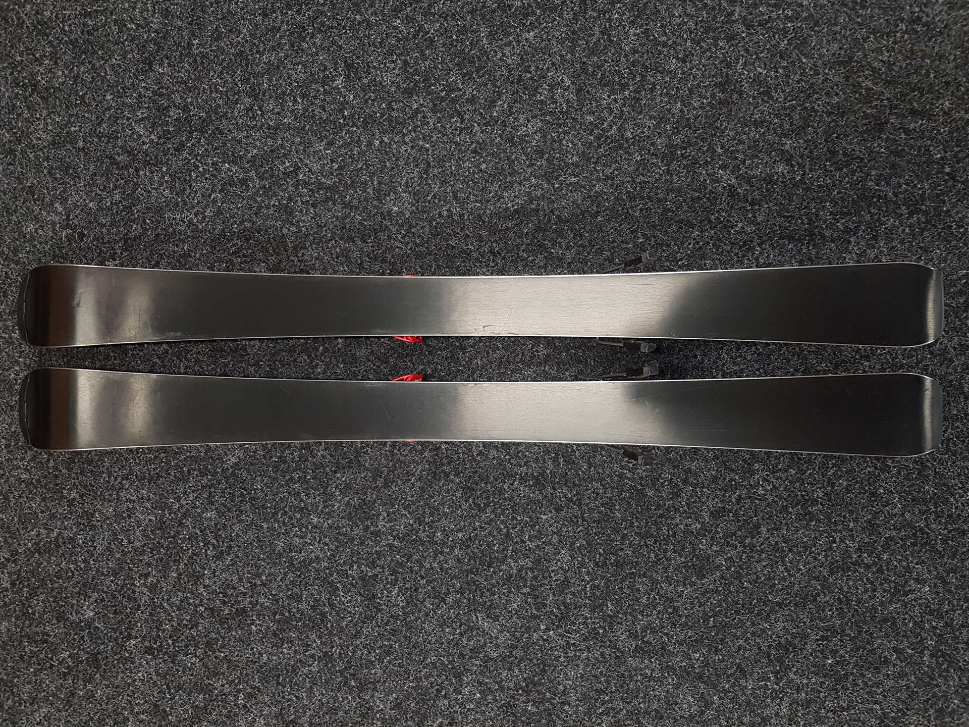 Použité detské lyže ATOMIC Redster J2 + viazanie Atomic C5 4.5