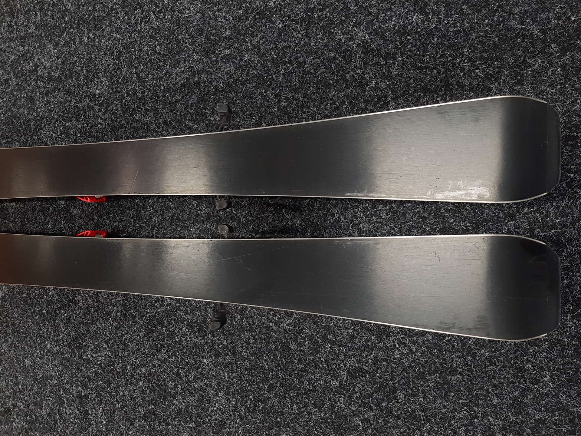 Použité detské lyže ATOMIC Redster J2 + viazanie Atomic C5 4.5