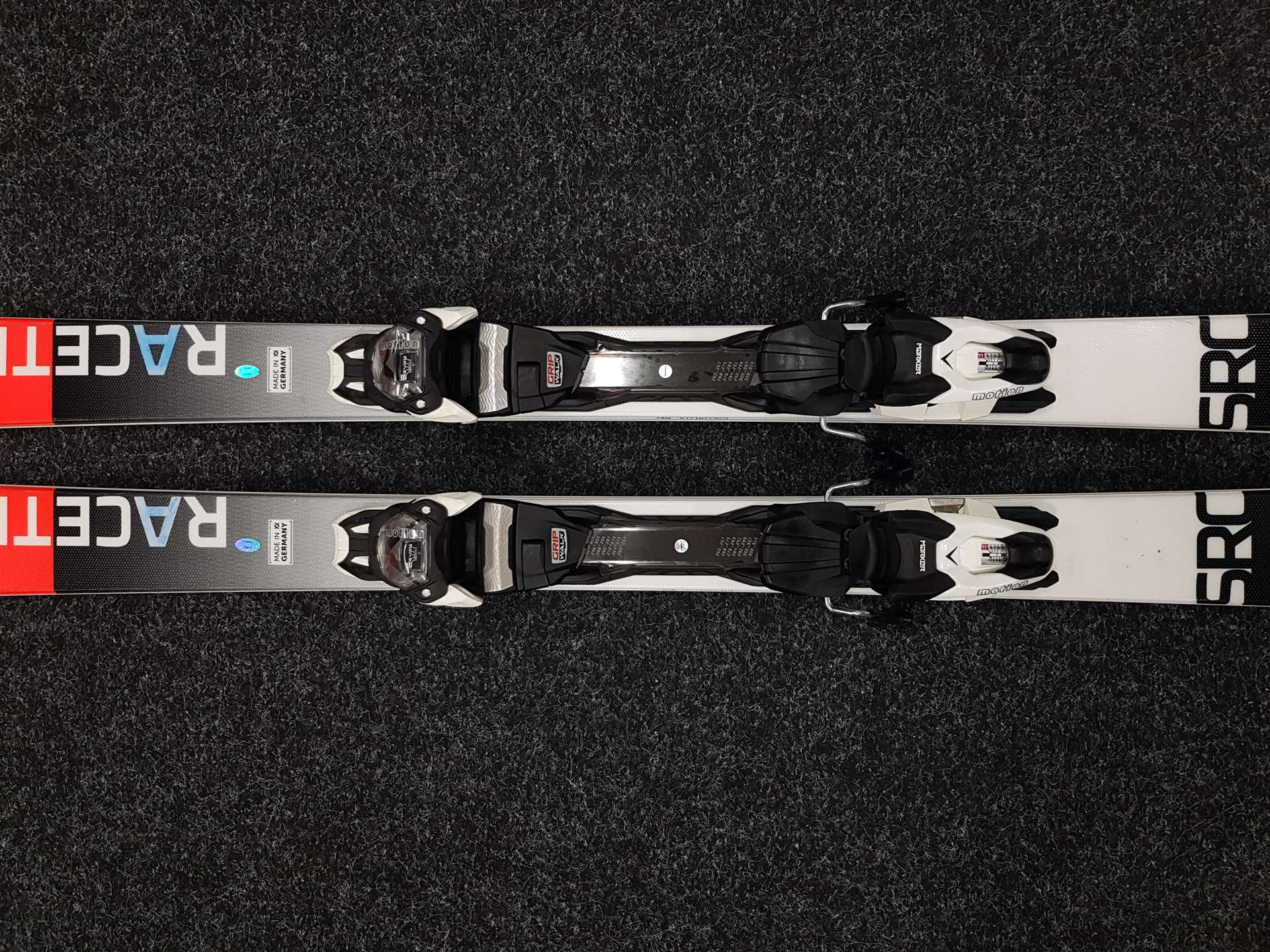 Použité lyže VOLKL Racetiger SRC + viazanie Marker Motion 11