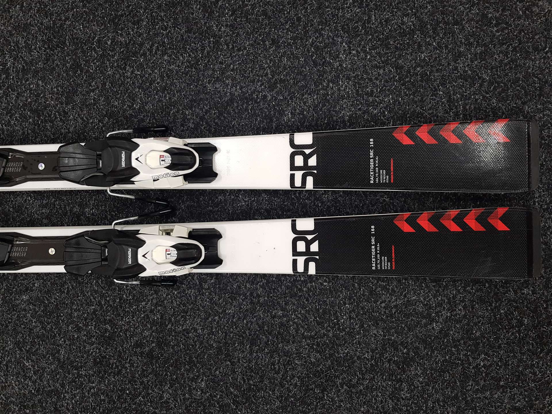 Použité lyže VOLKL Racetiger SRC + viazanie Marker Motion 11