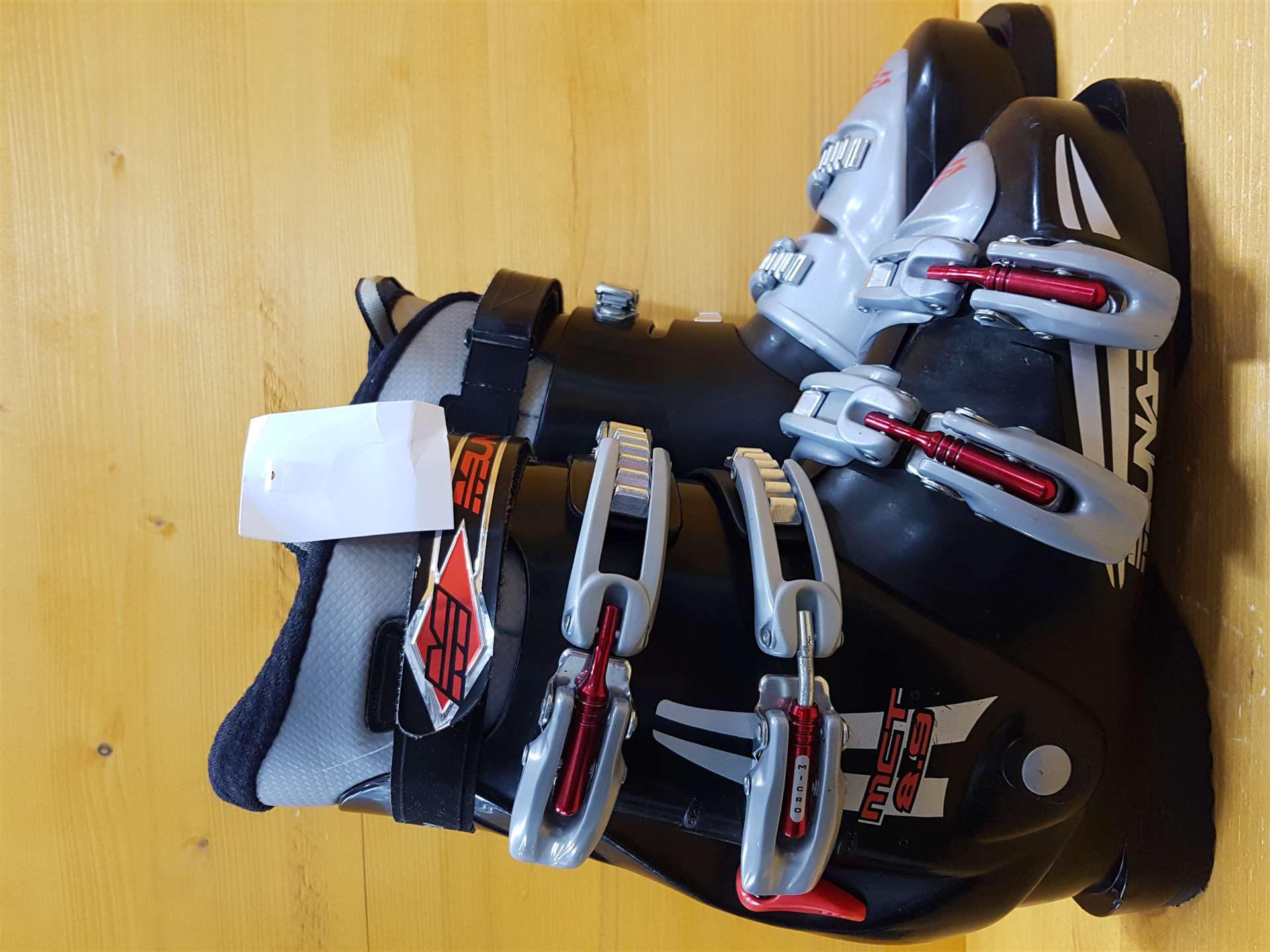 Použité lyžiarky Munari MCT 8.9