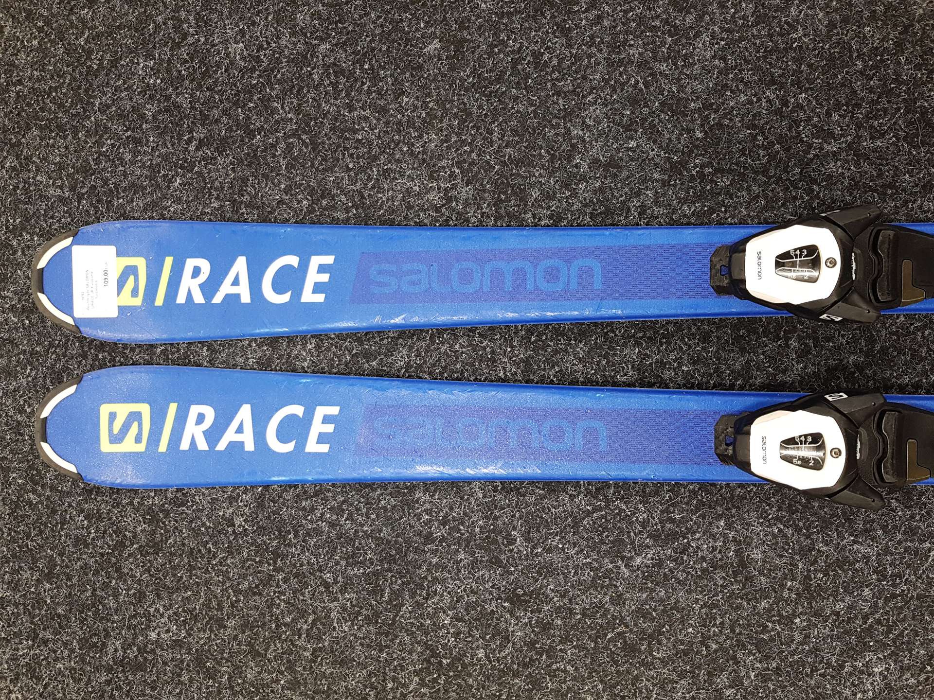 Použité lyže SALOMON S/RACE JR + viazanie Salomon 6