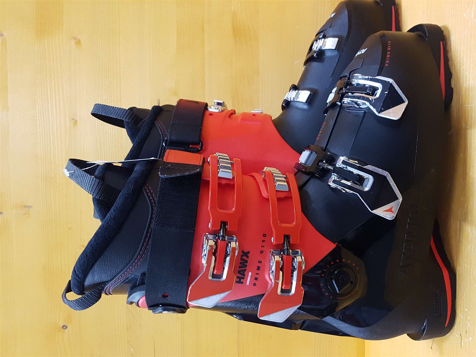 Použité lyžiarky ATOMIC HAWX PRIME R 110