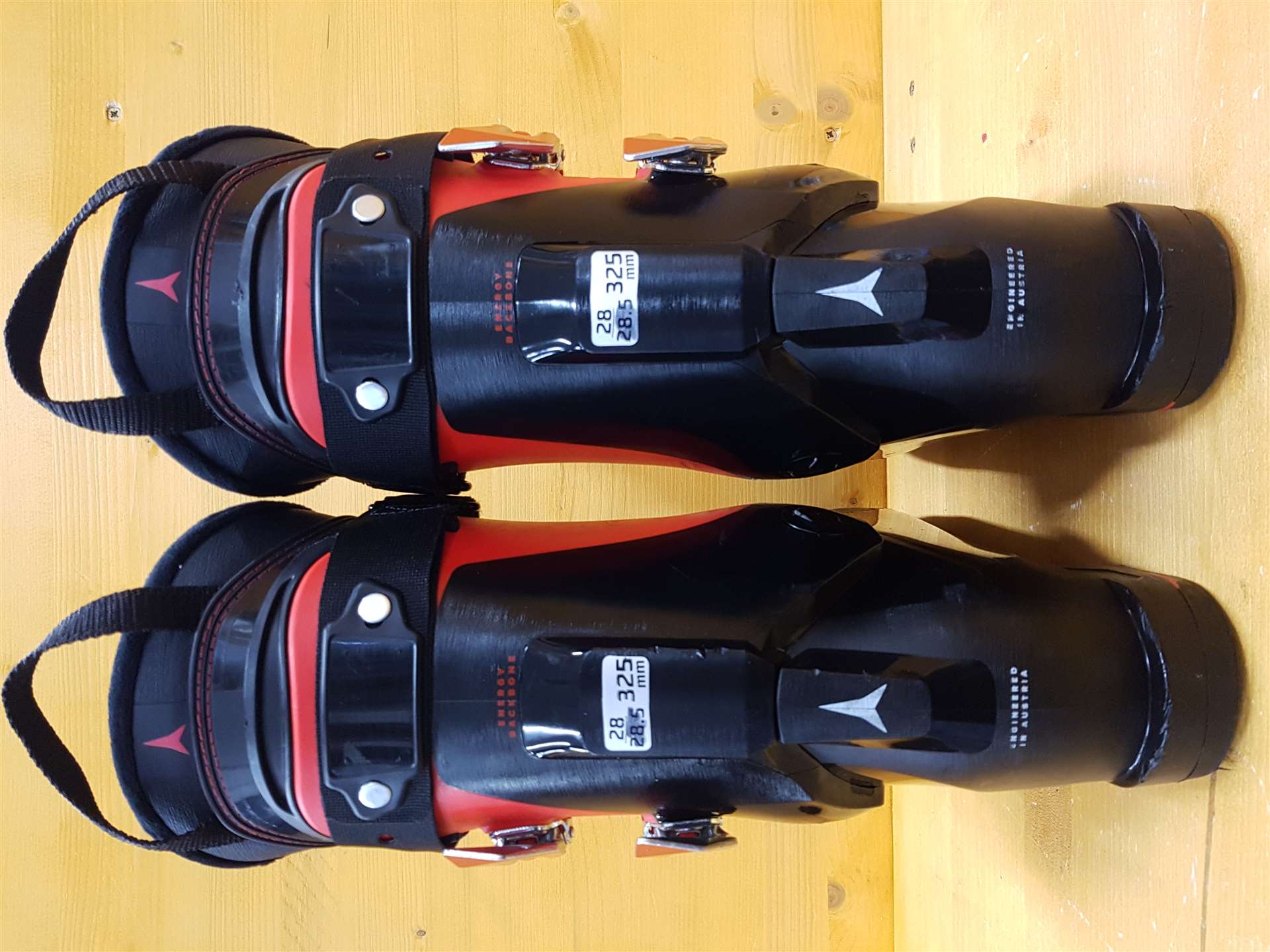 Použité lyžiarky ATOMIC HAWX PRIME R 110