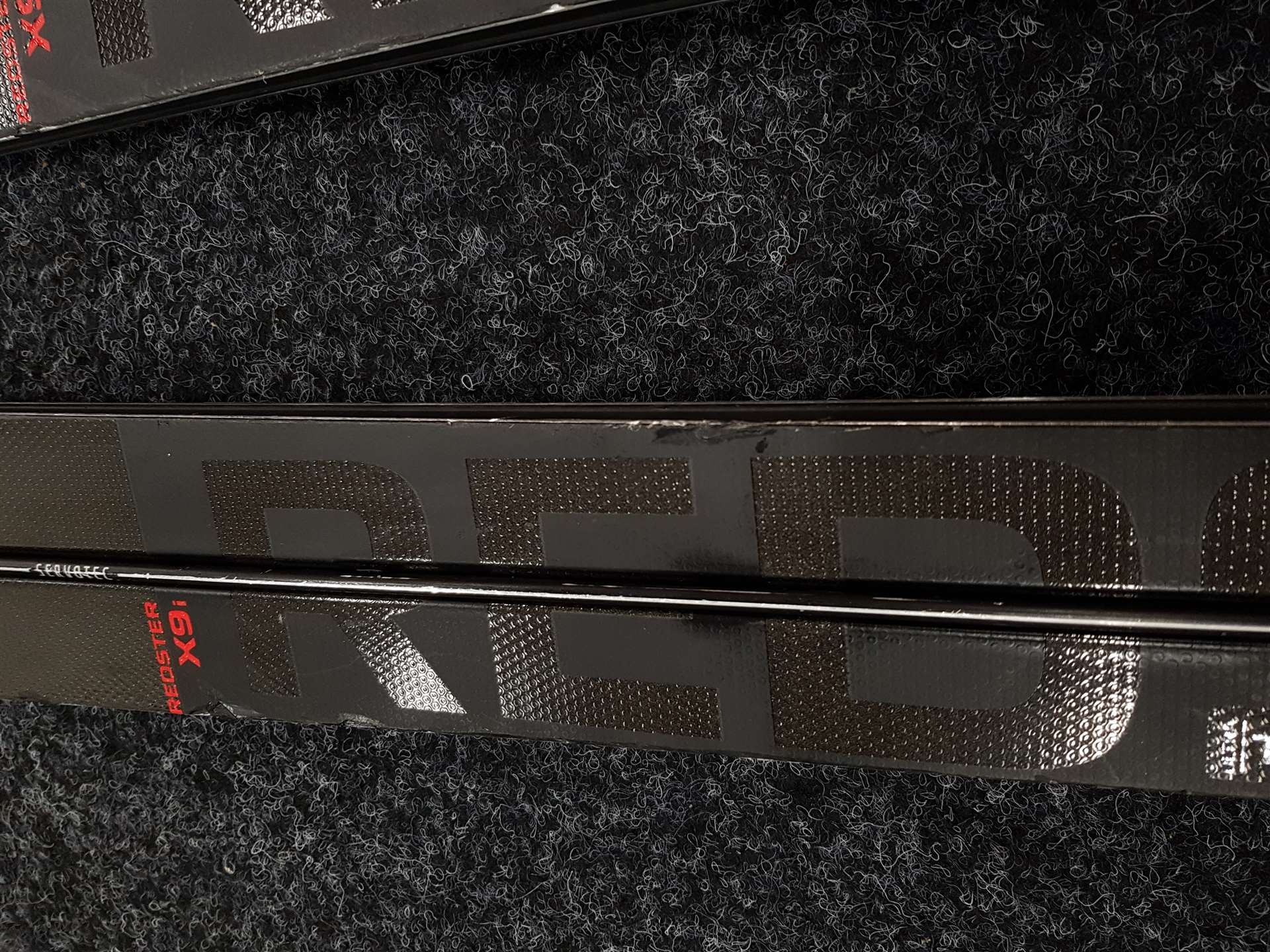 Použité lyže ATOMIC Redster X9 Ti + viazanie Atomic X 12 GW