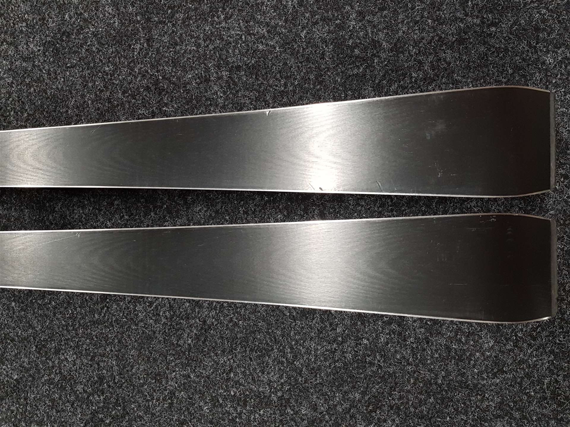 Použité lyže ATOMIC Redster X9 Ti + viazanie Atomic X 12 GW