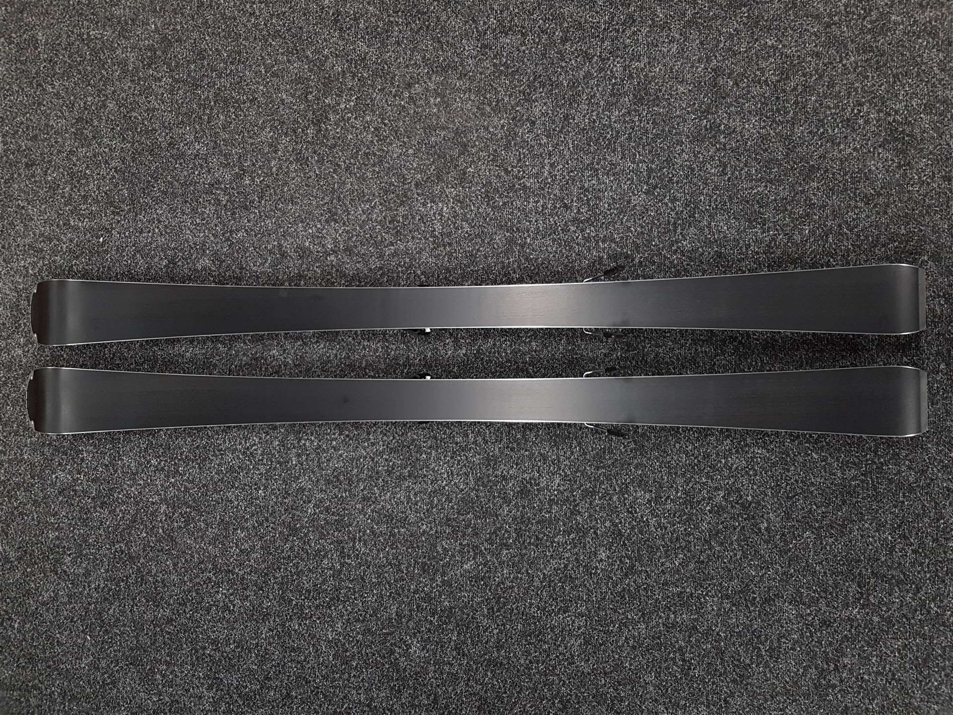Použité lyže Atomic Redster XR