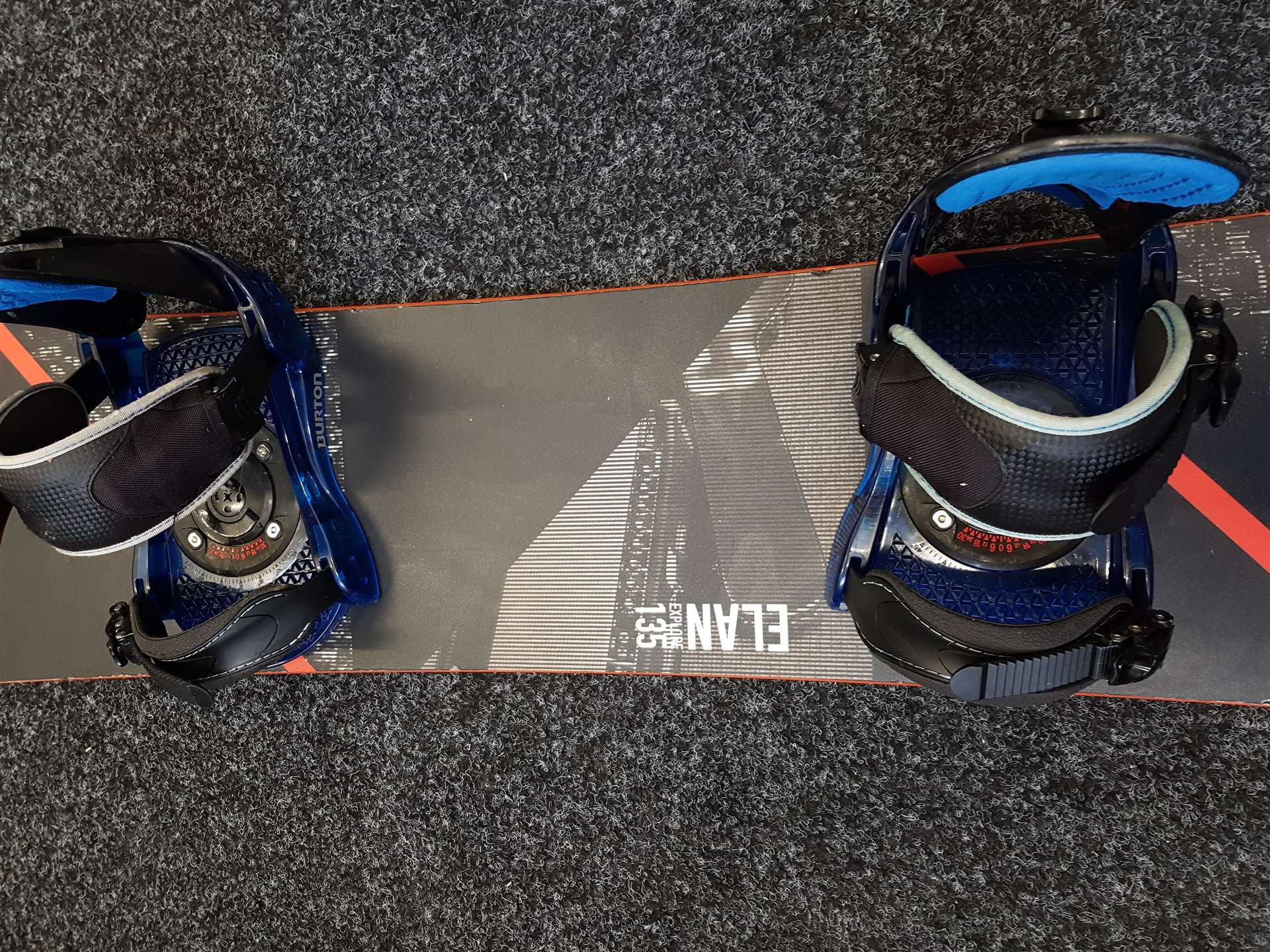 Použitý snowboard ELAN Explore + viazanie Burton veľkosť S/M