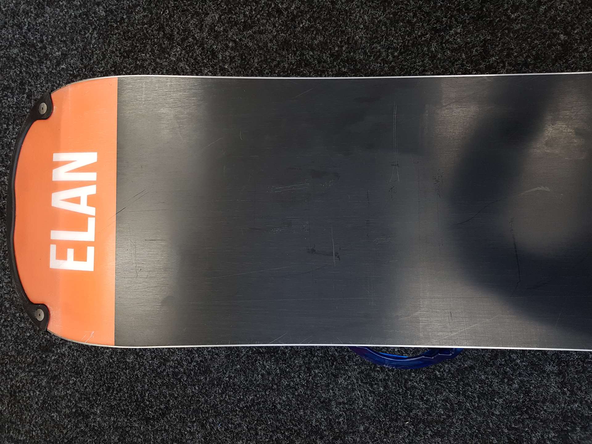 Použitý snowboard ELAN Explore + viazanie Burton veľkosť S/M