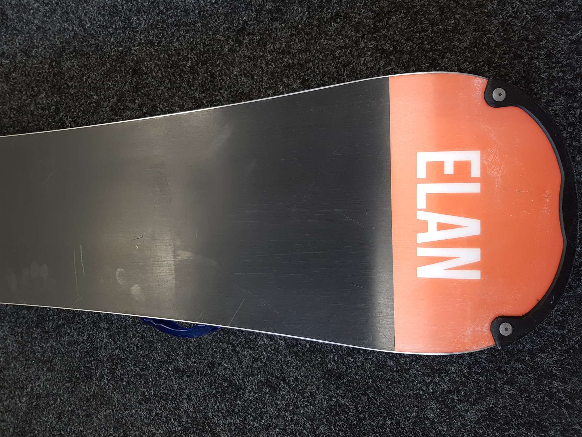 Použitý snowboard ELAN Explore + viazanie Burton veľkosť S/M
