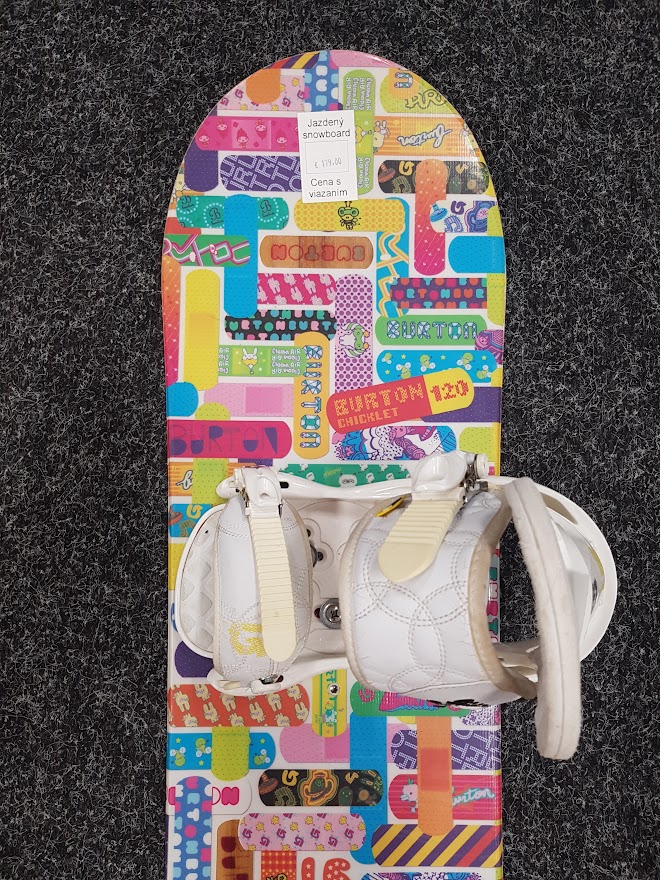 Gebrauchtes Burton Chicklet Snowboard + Burton Sillotto Bindungen Größe S