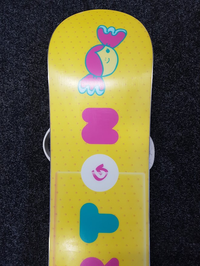 Gebrauchtes Burton Chicklet Snowboard + Burton Sillotto Bindungen Größe S