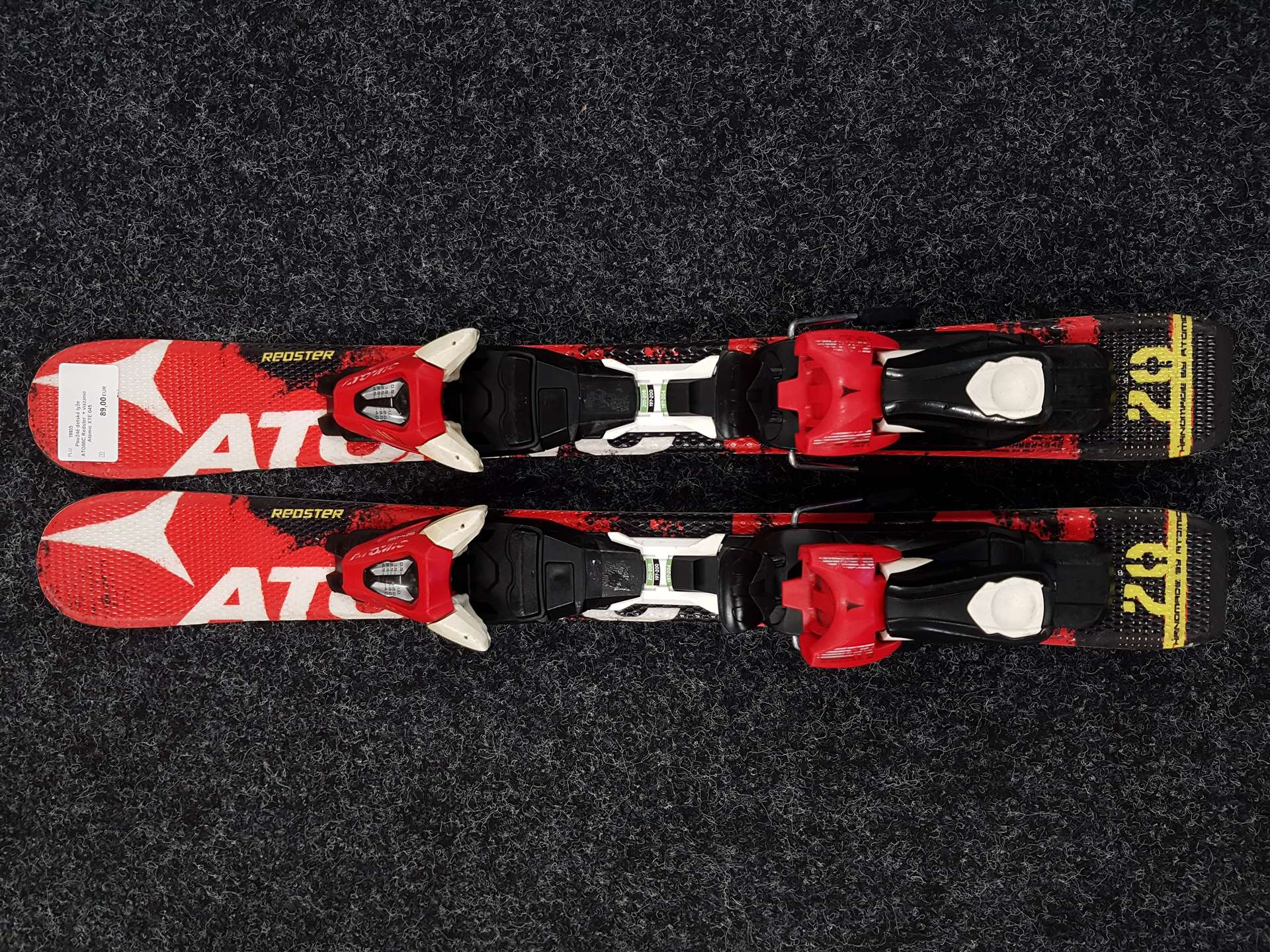 Použité detské lyže ATOMIC Redster  + viazanie Atomic XTE 045