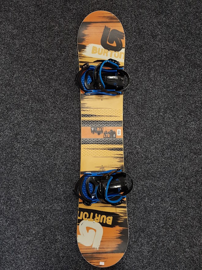 Gebrauchtes Burton LTR Snowboard + Burton Bindung Größe M