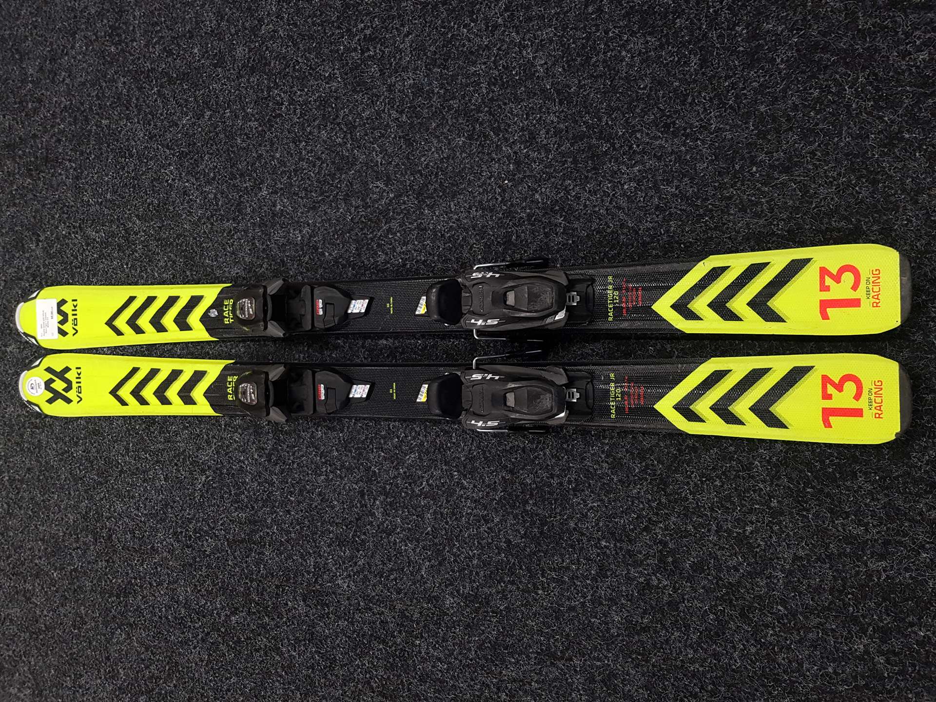 Použité detské lyže VOLKL Race Tiger + viazanie Marker 4.5