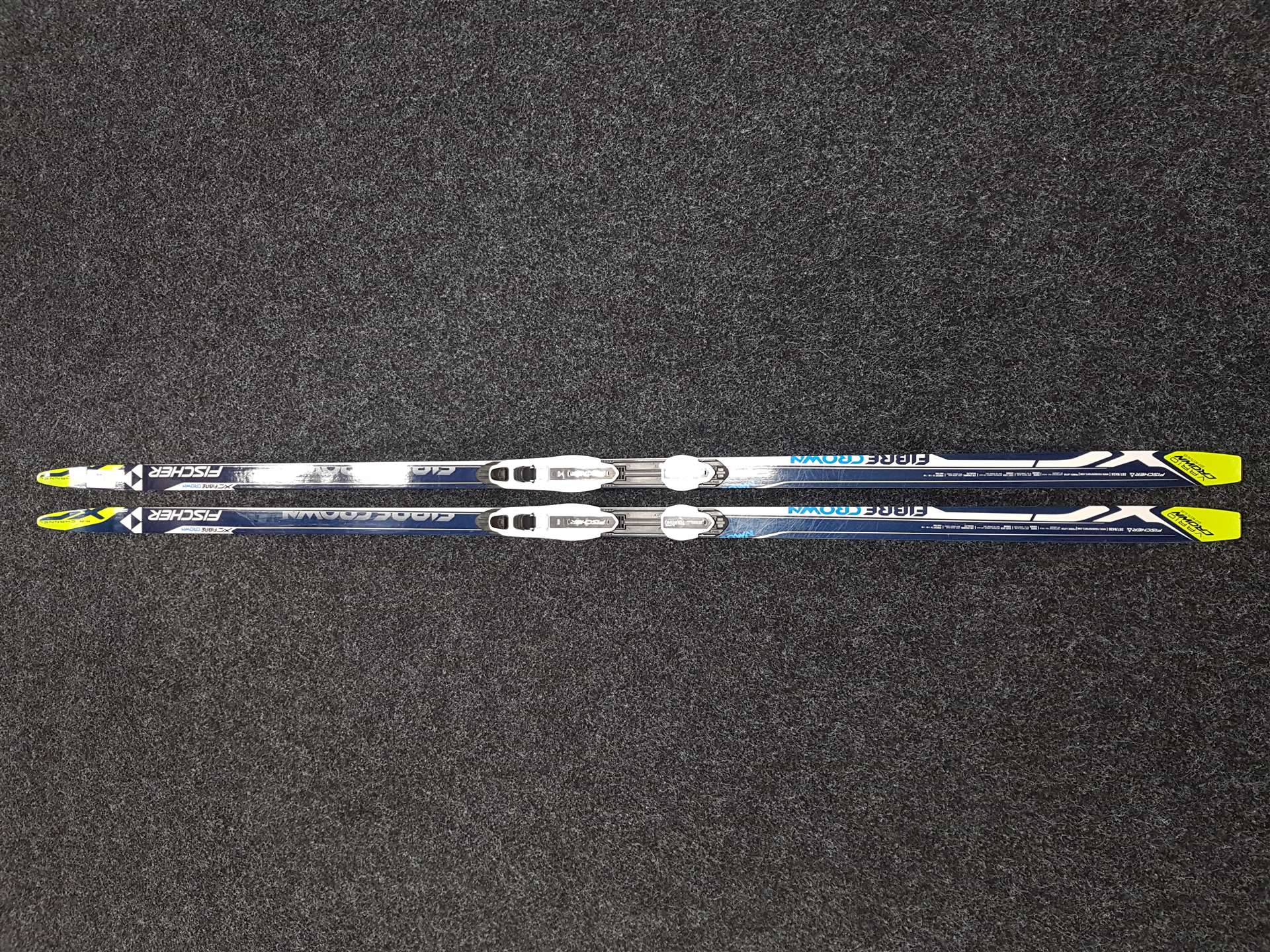 Použité bežecké lyže FISCHER FIBRE CROWN + viazanie NNN Fischer