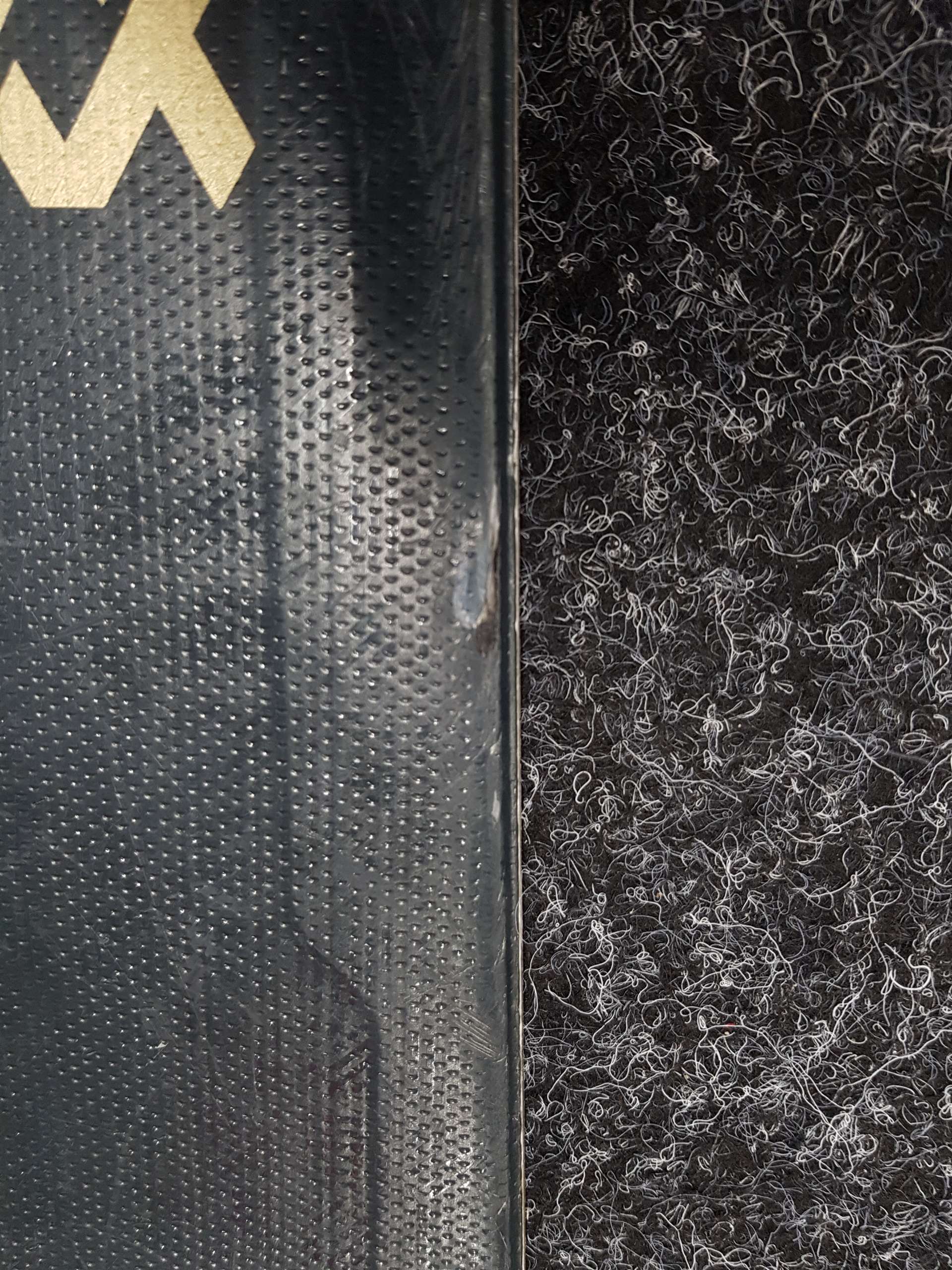 Použité lyže VOLKL VIOLA FLAIR + viazanie Marker FDT 10