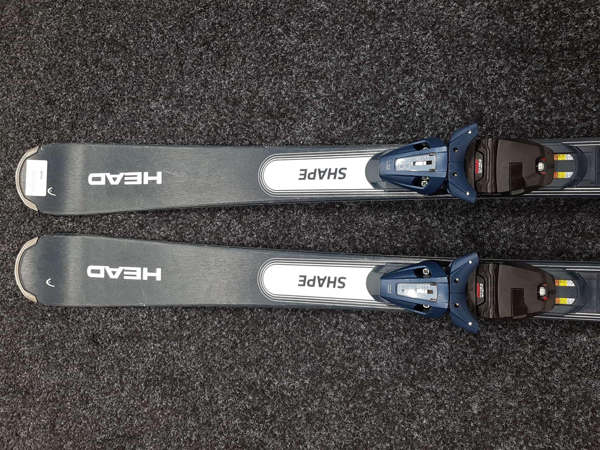 Použité lyže HEAD Shape V2 + viazanie Head PR11