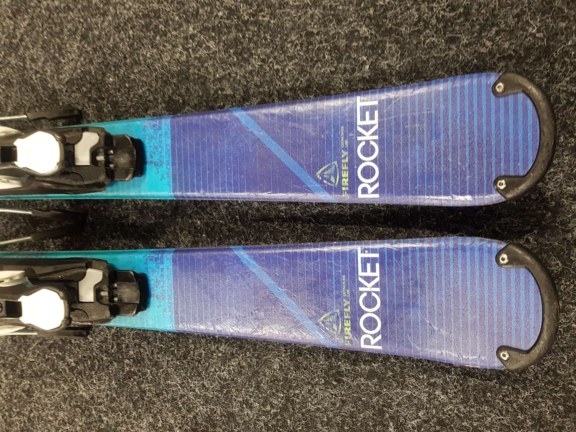 Použité freestyle lyže  FIREFLY Rocket + viazanie Tecnopro 7.5