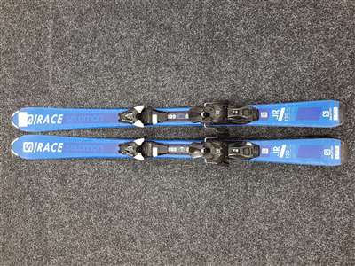 Použité detské lyže SALOMON S/RACE JR + viazanie Salomon 7