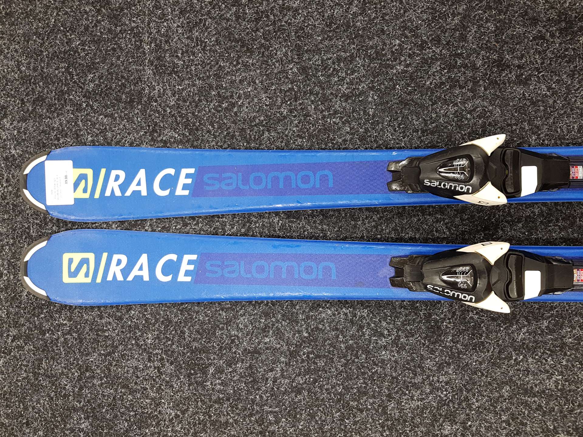 Použité detské lyže SALOMON S/RACE JR + viazanie Salomon 7