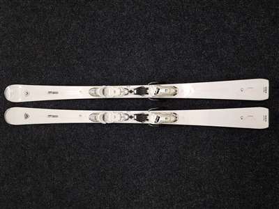 Použité lyže ROSSIGNOL Nova 8 Ca + viazanie Look Xpress 11.0