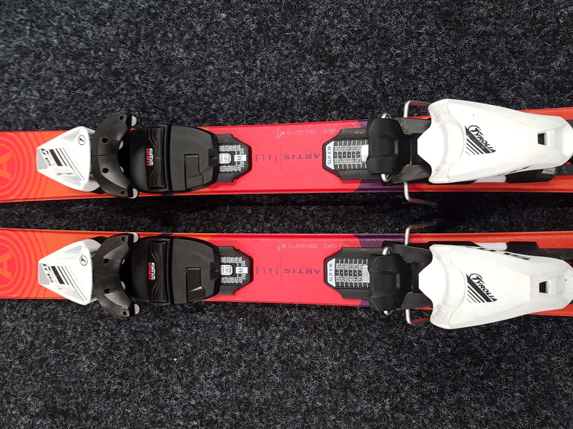 Použité lyže ARTIS Talent + viazanie Tyrolia SLR 4.5