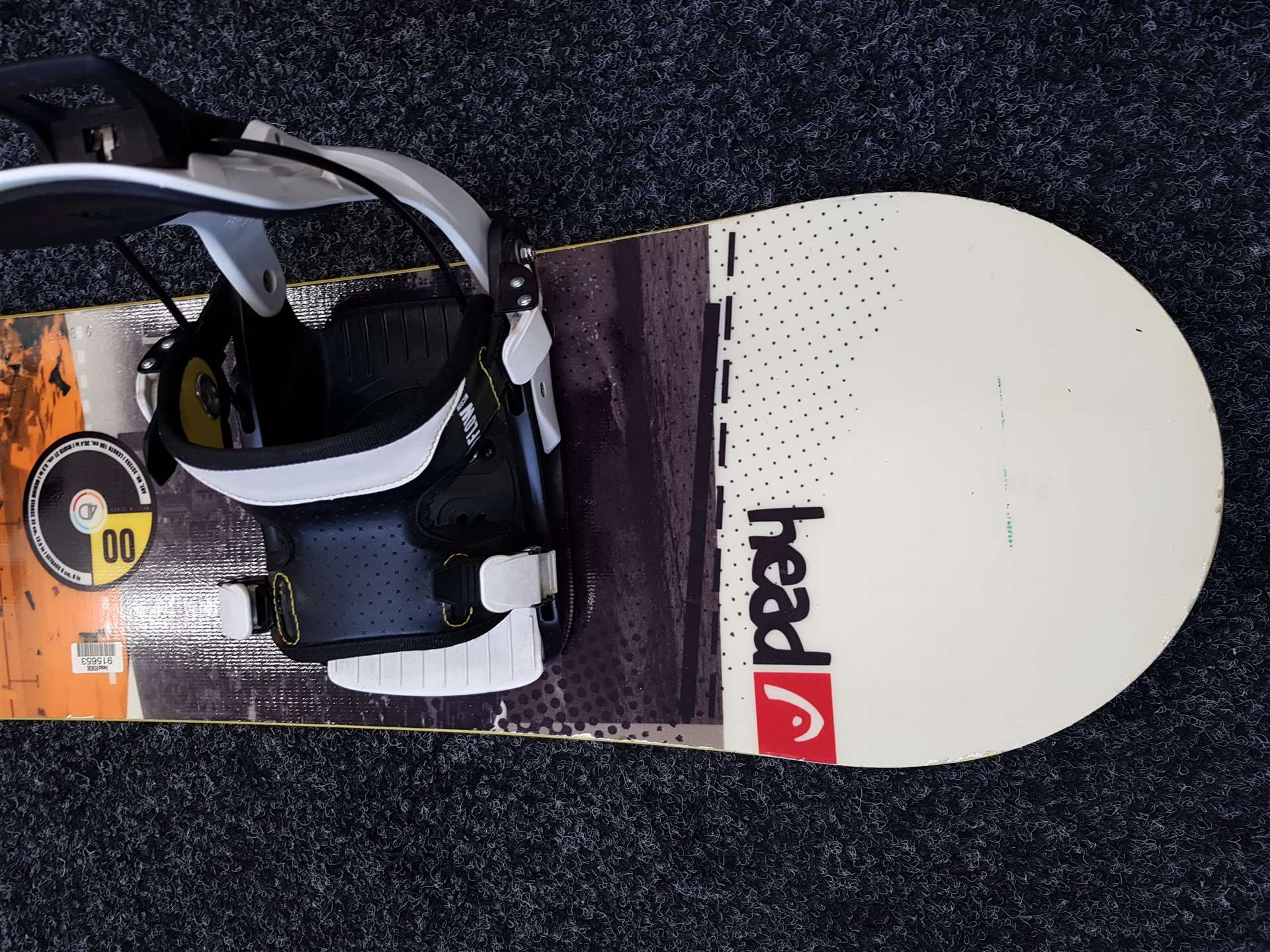 Použitý snowboard HEAD 00 + viazanie Flow veľkosť XS