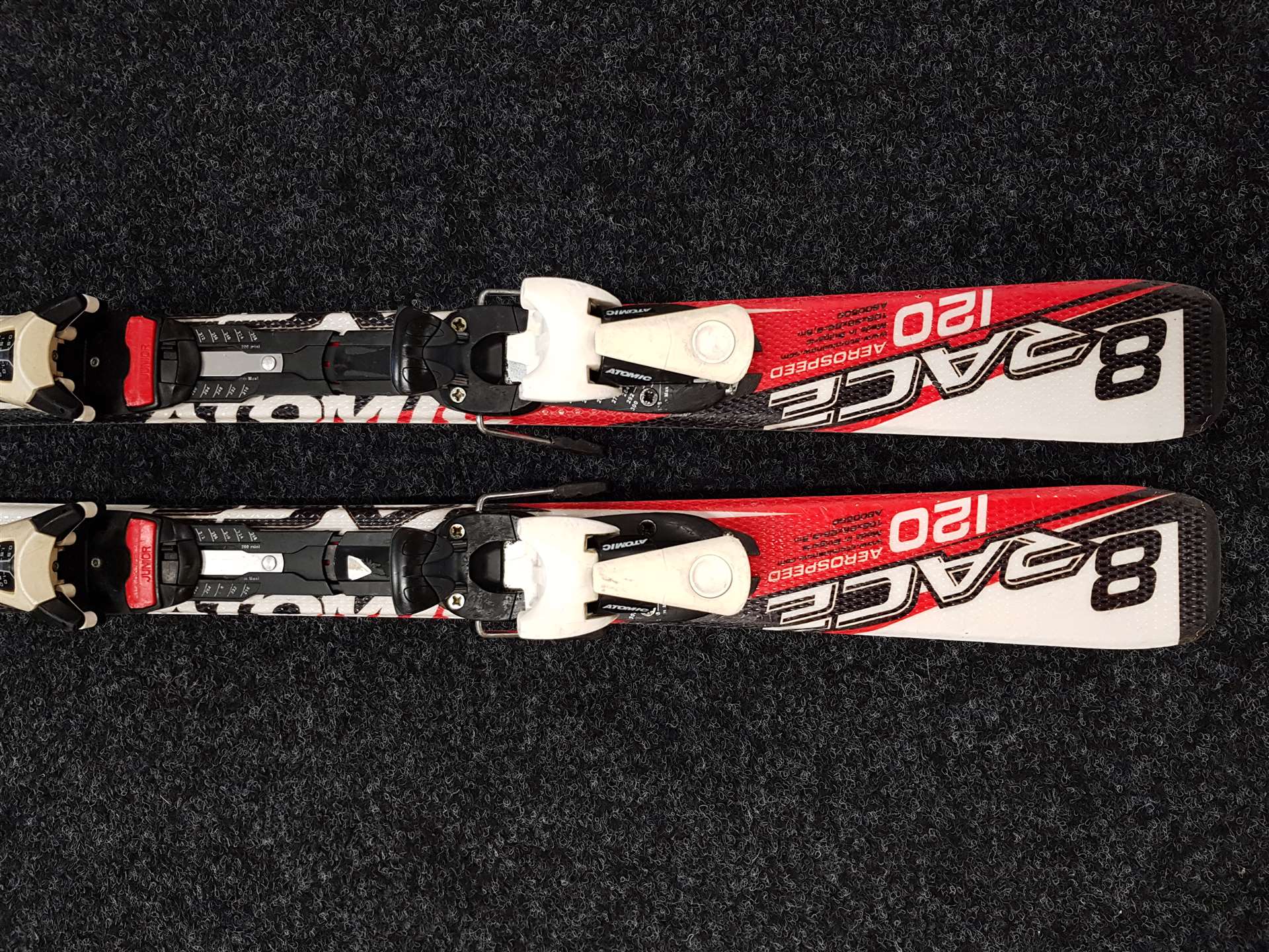 Použité lyže Atomic Race 8 + viazanie Atomic Evox