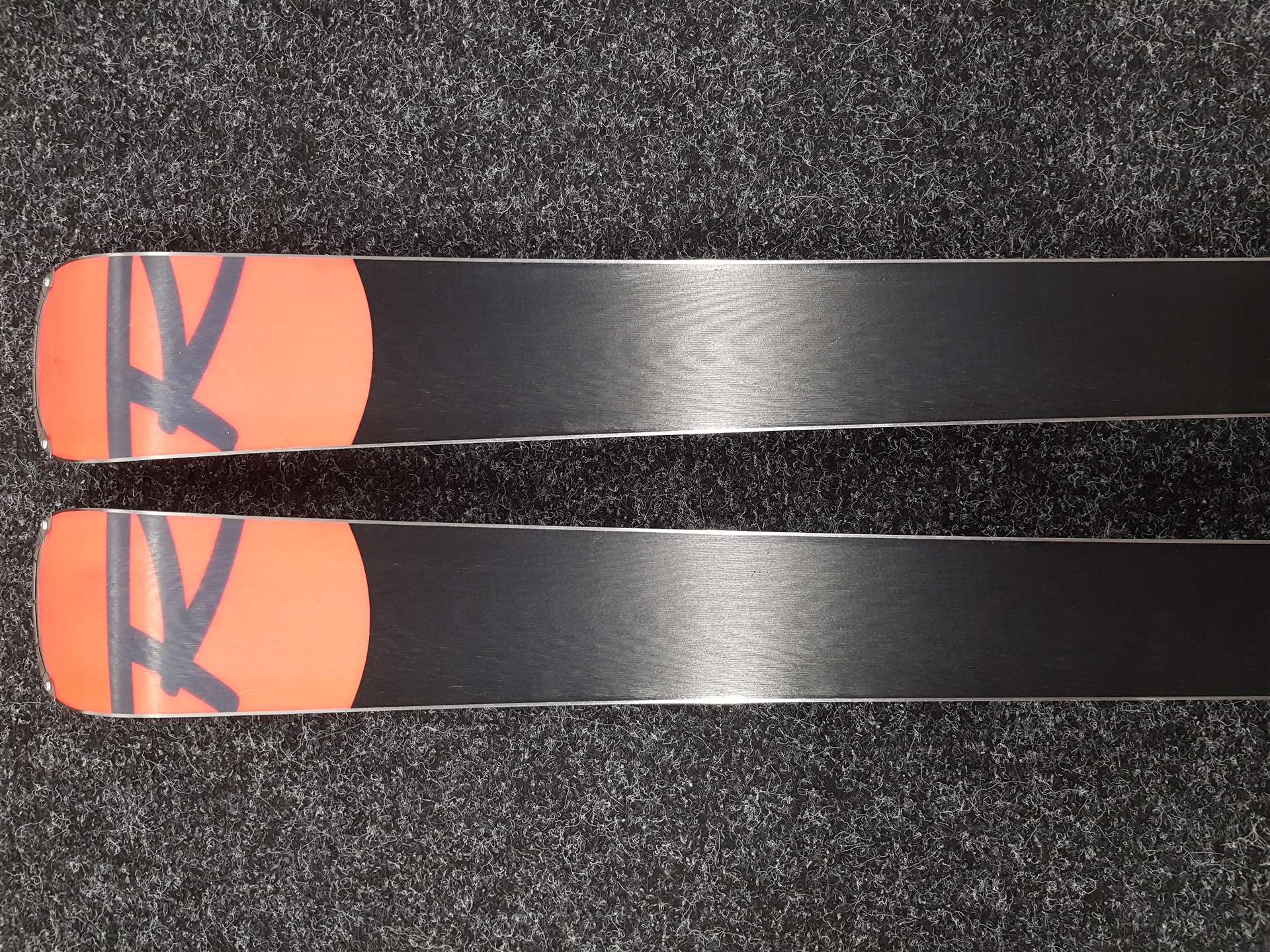Použité lyže ROSSIGNOL Hero Elite Long Turn TI E18 + viazanie Look SPX 14