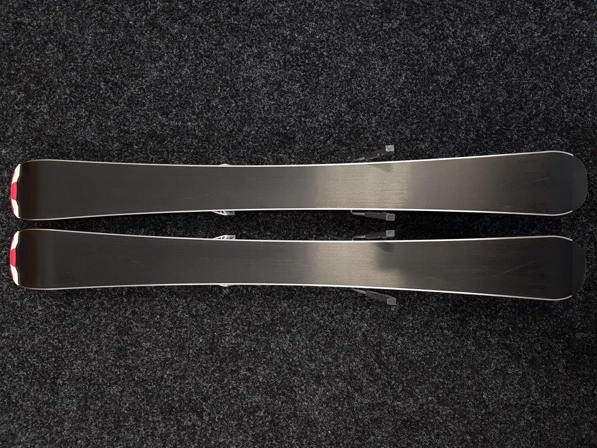 Použité lyže TECNOPRO Sweety  + viazanie Tecnopro TC 4.5